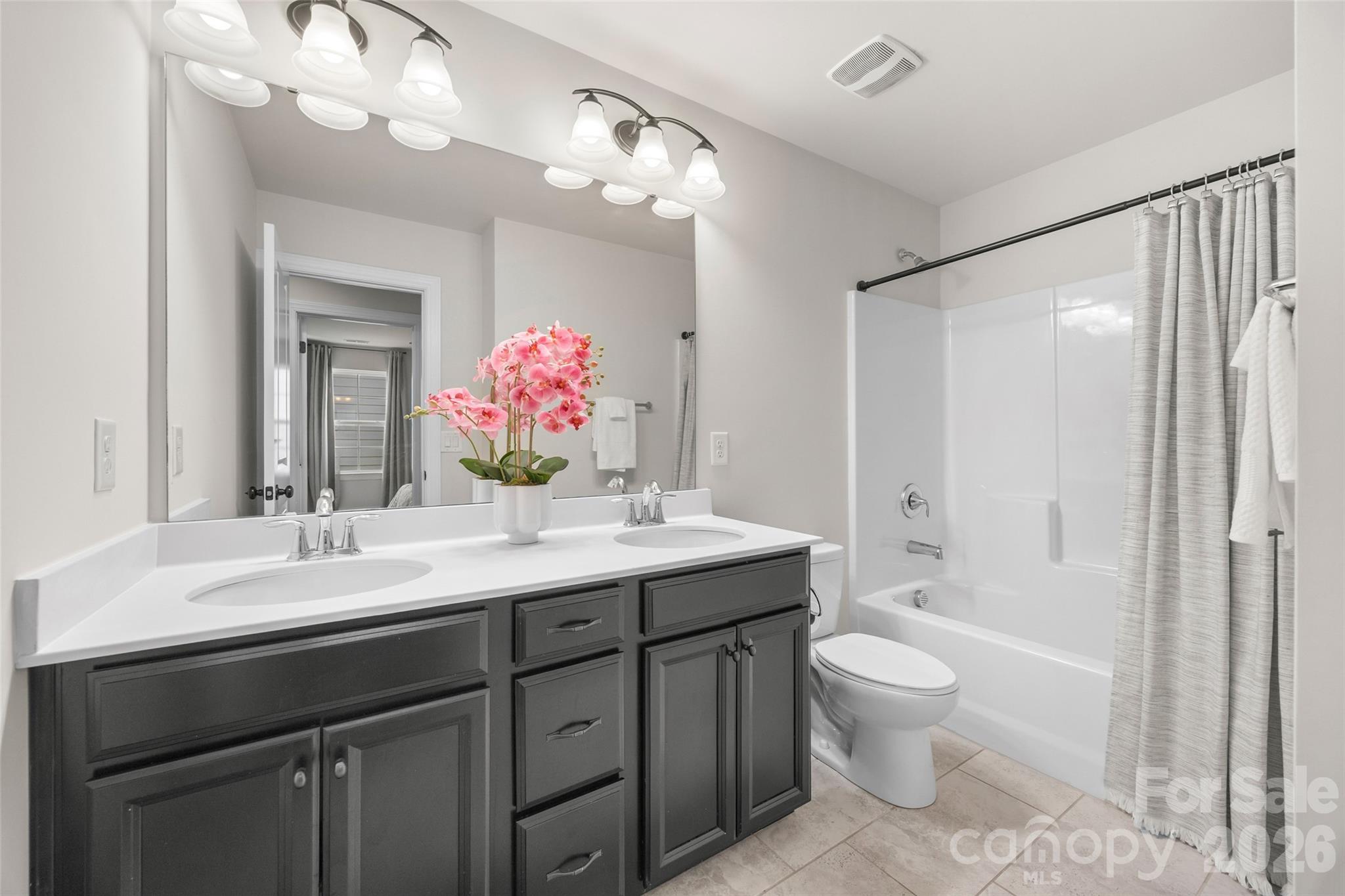 Oakland Pointe - Residential