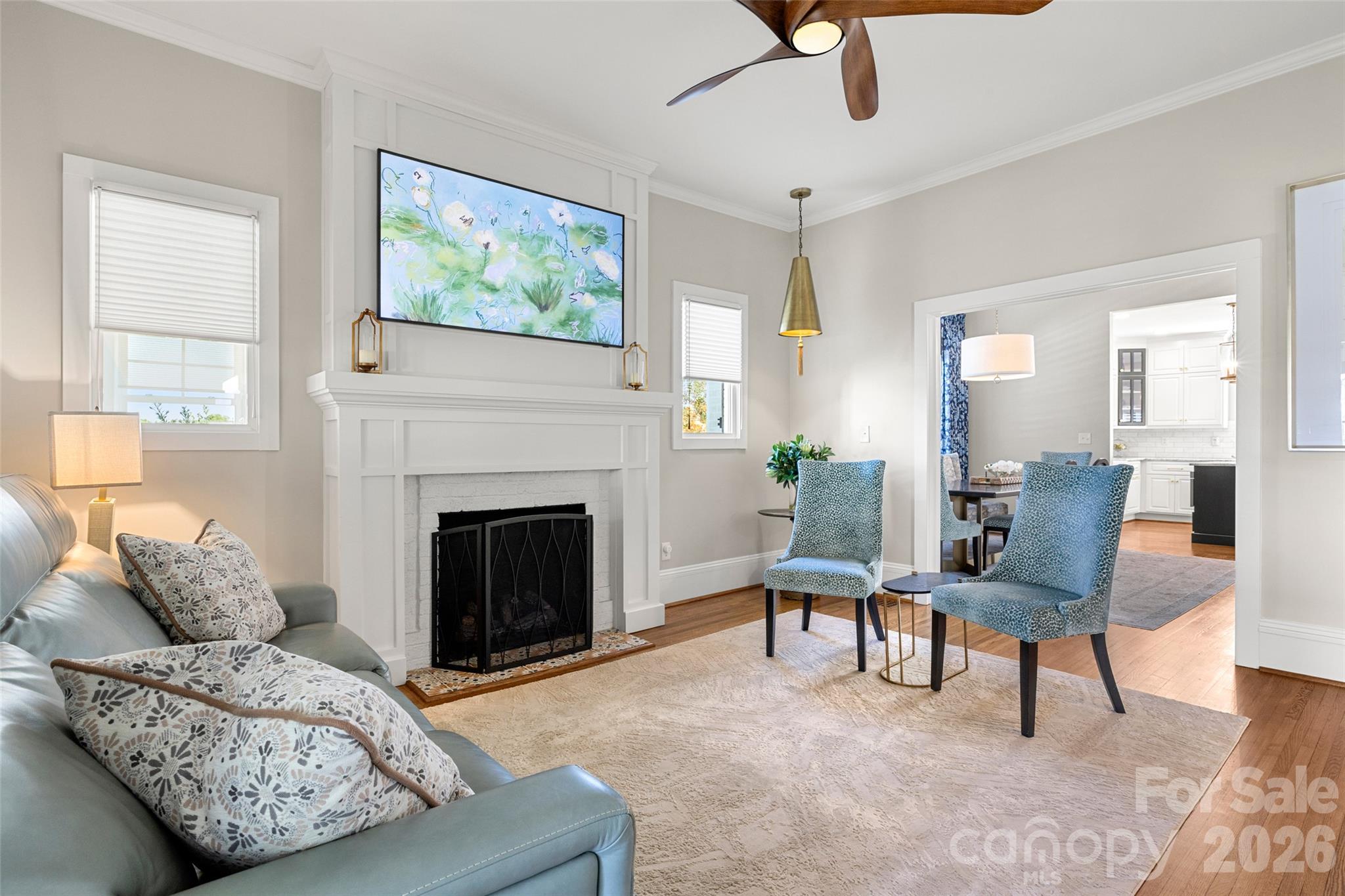 133 W Glendale Avenue