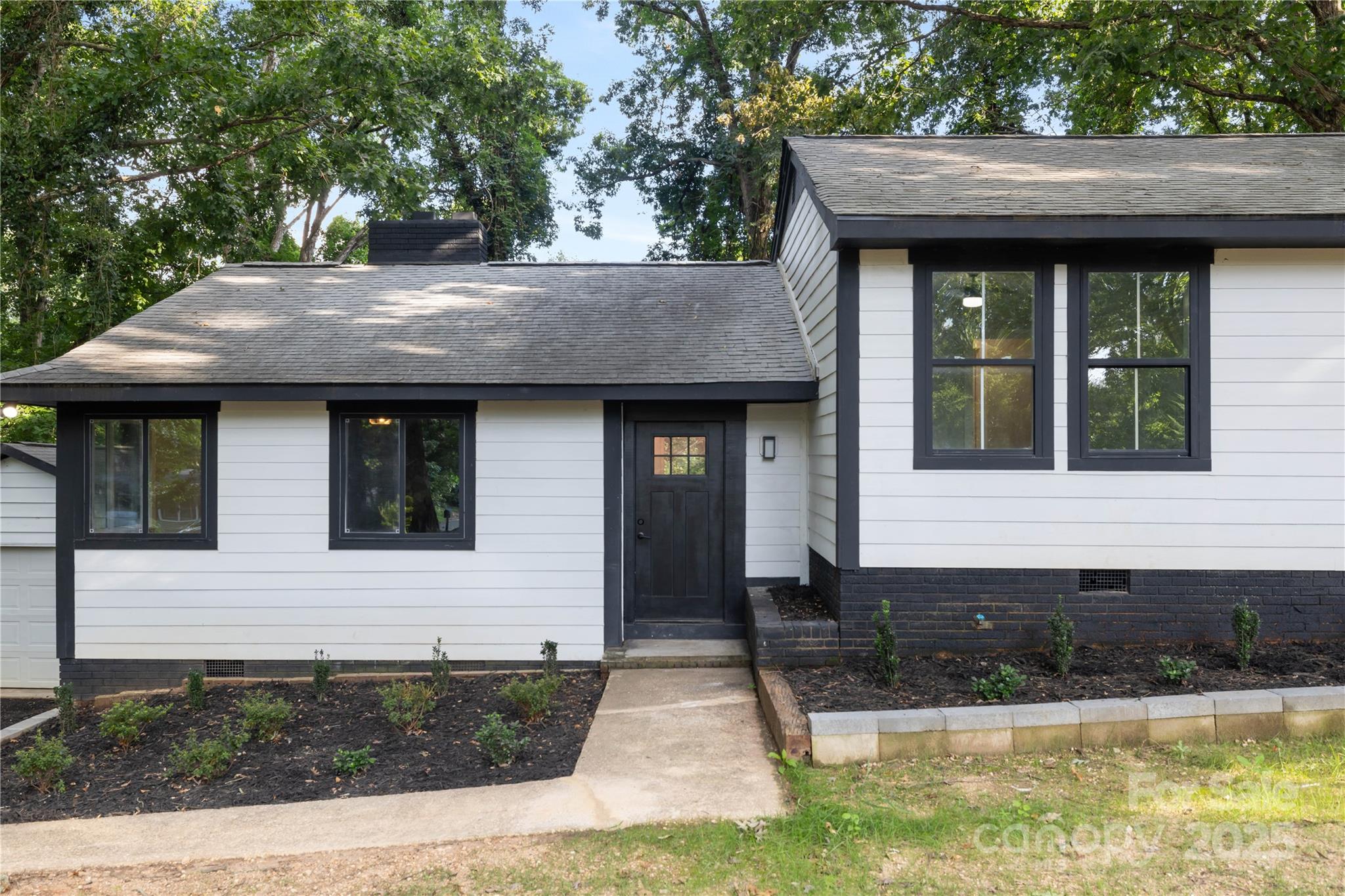 322 Breslin Street