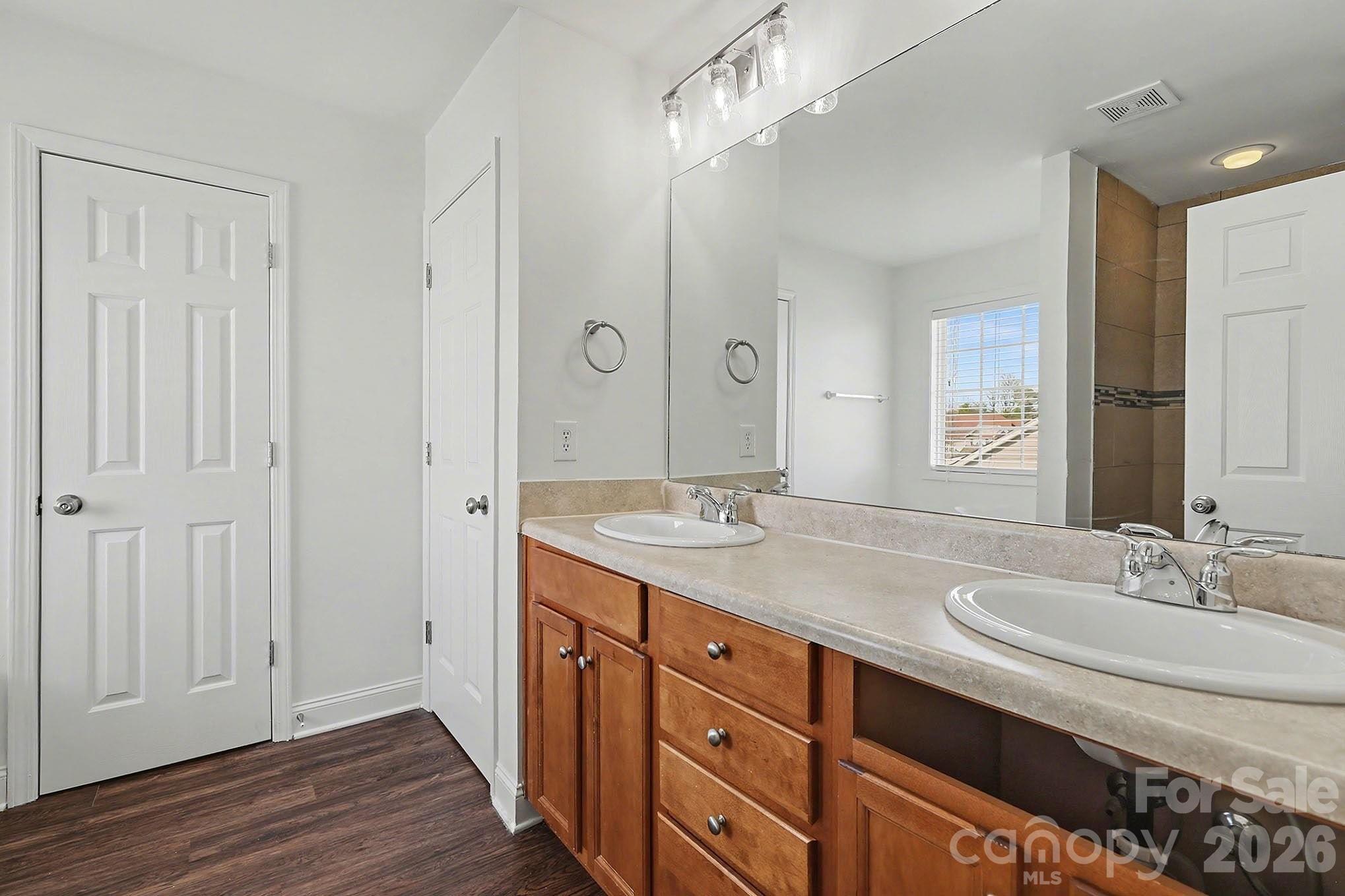 Taylor Glenn - Residential