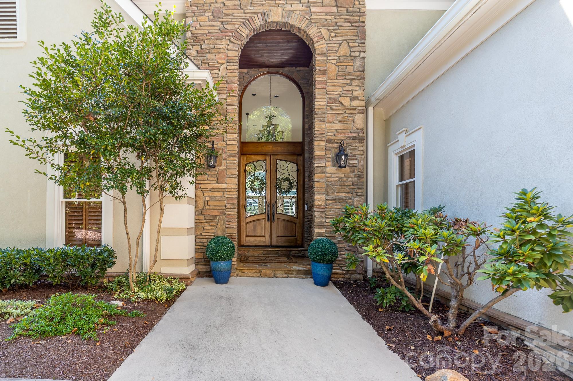 21300 Blakely Shores Drive