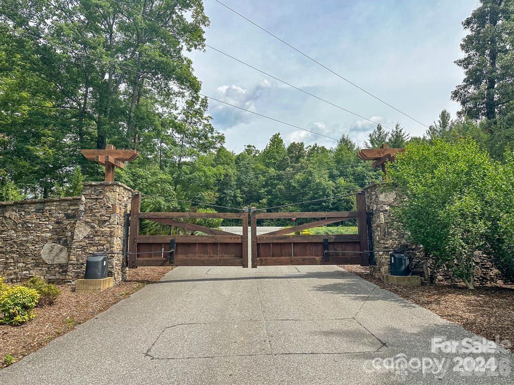 431 Ridge Point Road 7