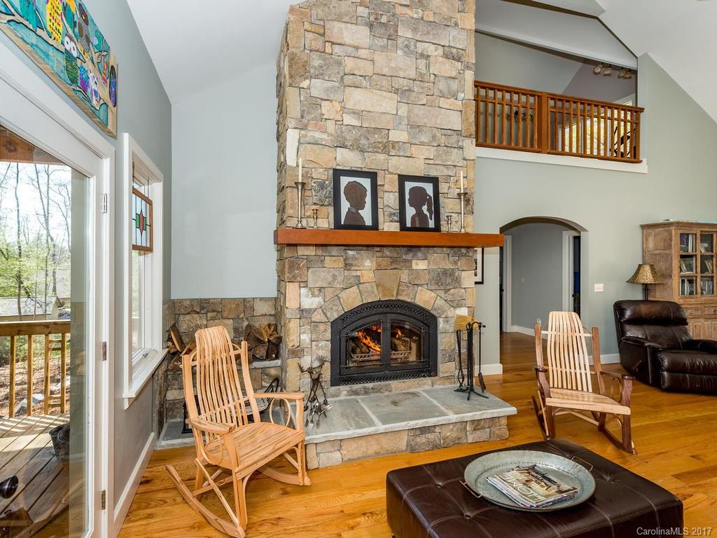 Alexander Crest - Residential