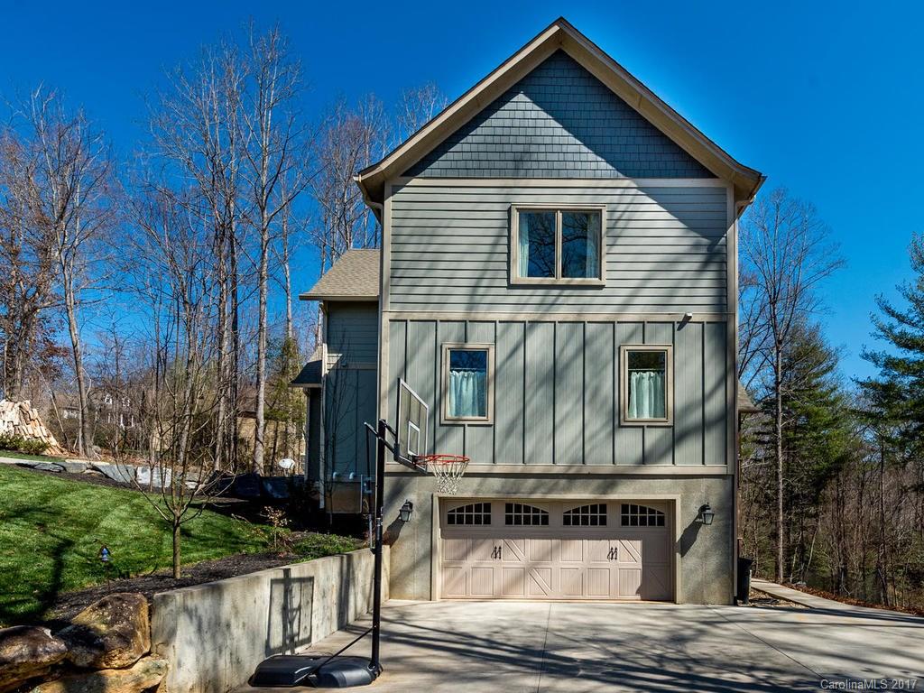 Alexander Crest - Residential