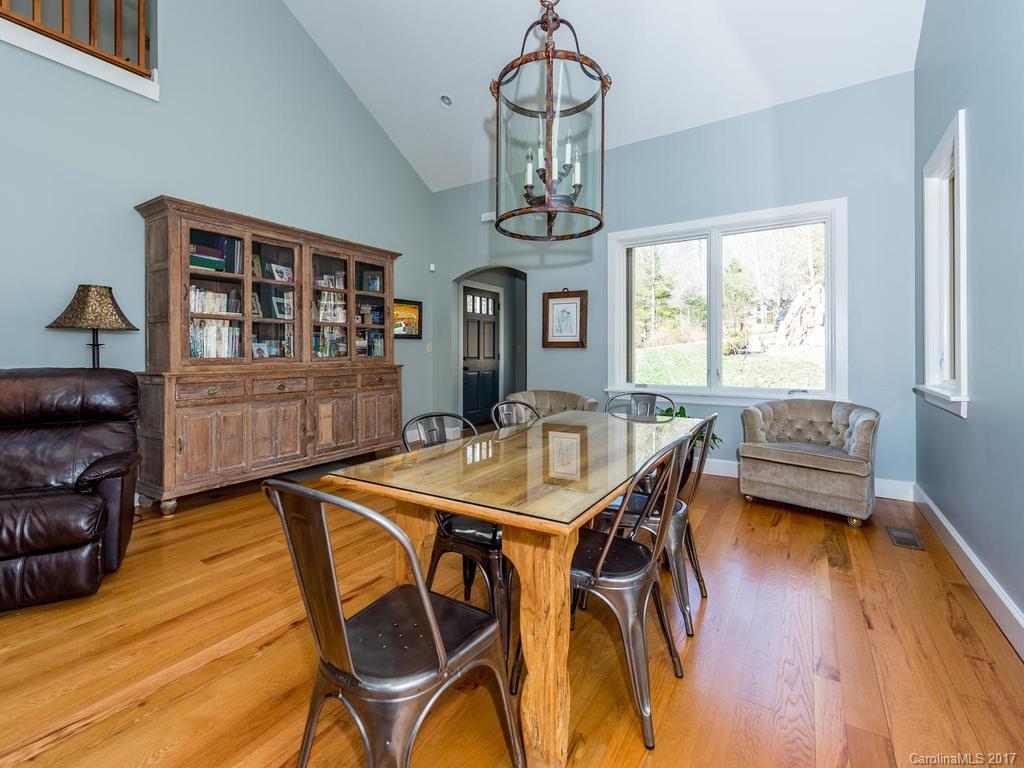 Alexander Crest - Residential