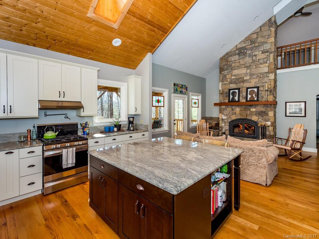 Alexander Crest - Residential