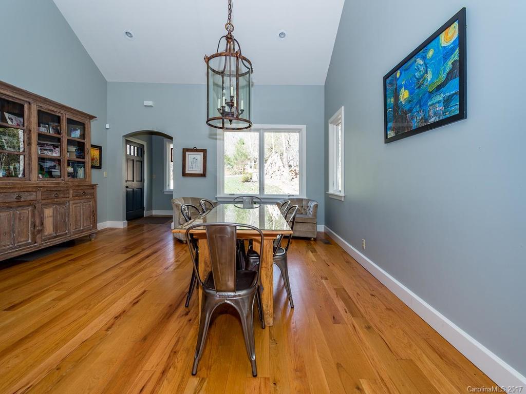 Alexander Crest - Residential