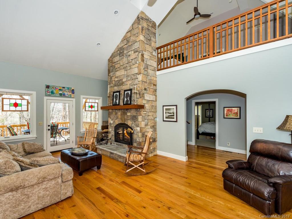 Alexander Crest - Residential