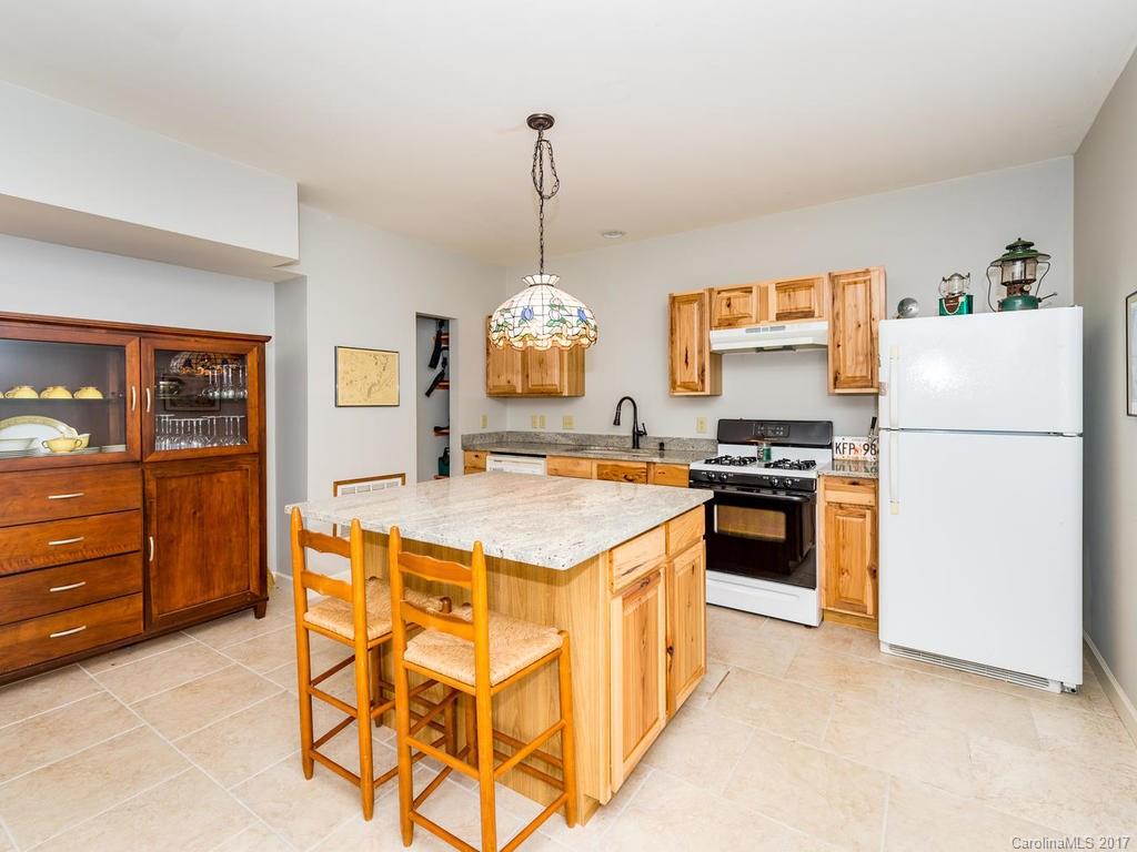 Alexander Crest - Residential