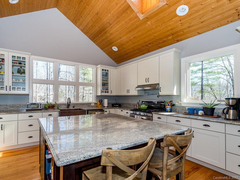 Alexander Crest - Residential