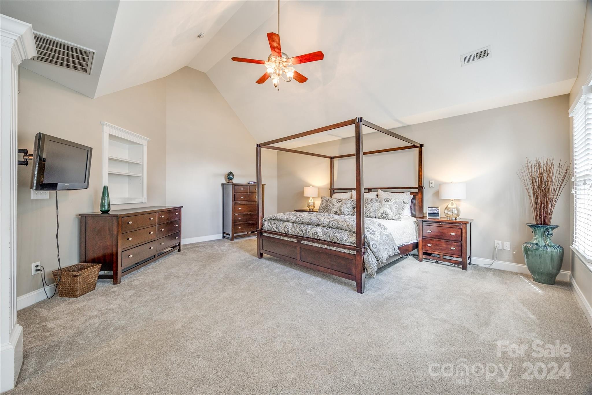 Lake Shore - Residential