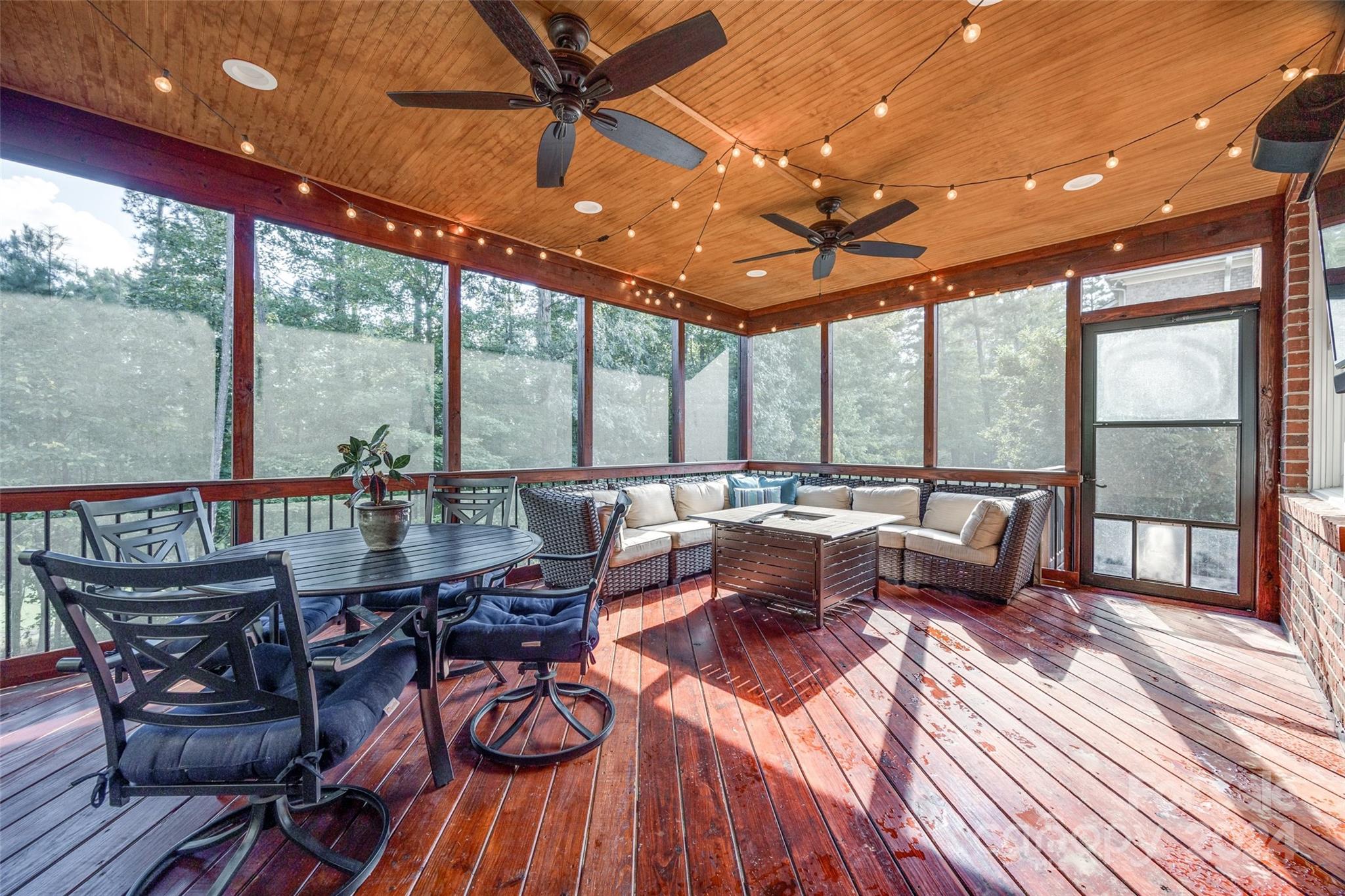 Lake Shore - Residential