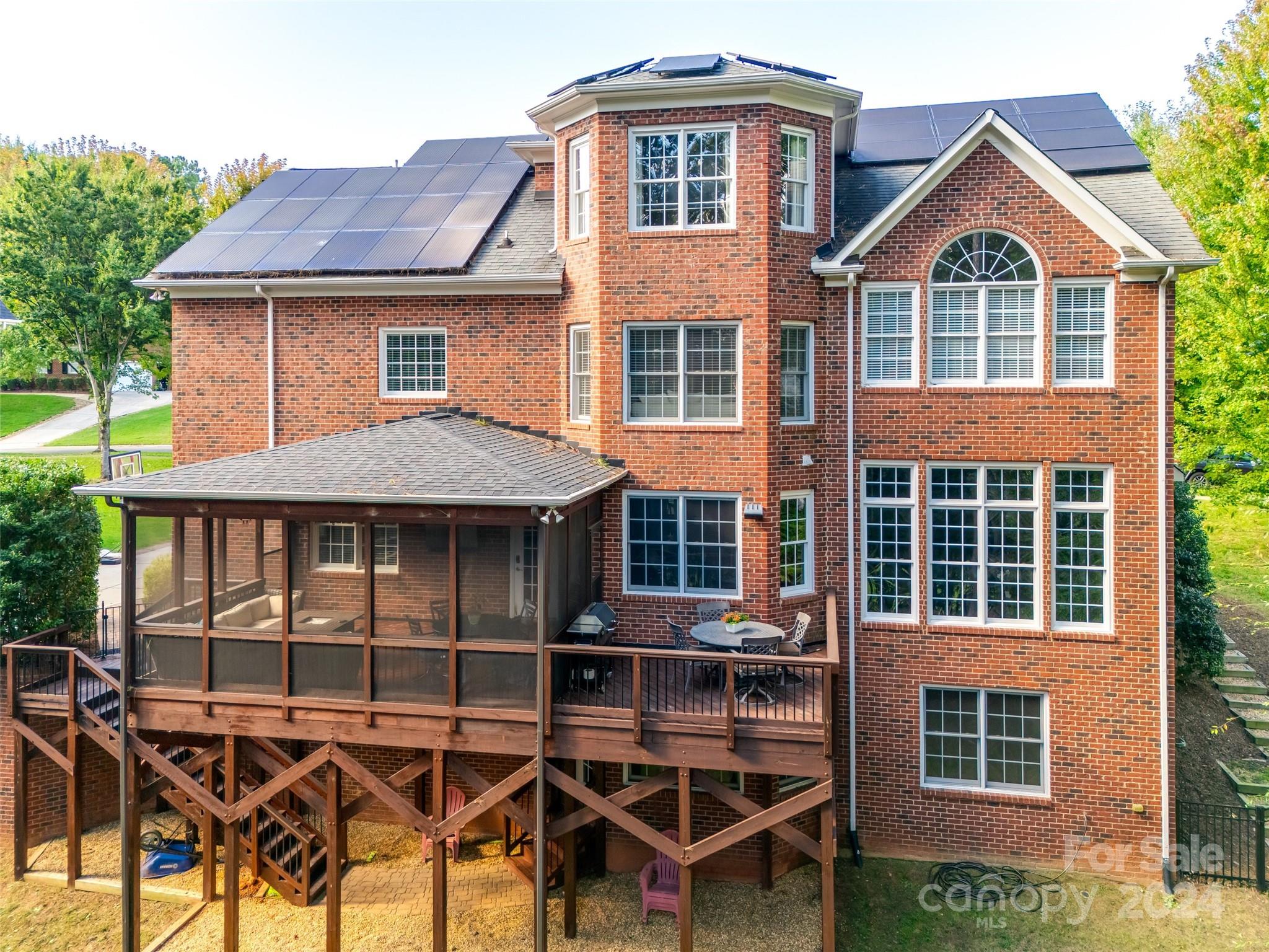 Lake Shore - Residential