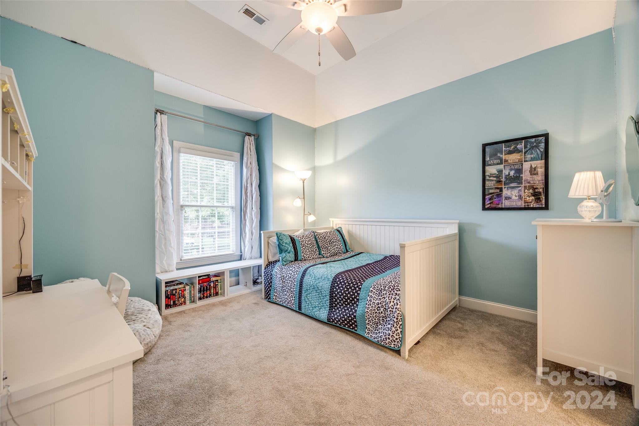 Lake Shore - Residential