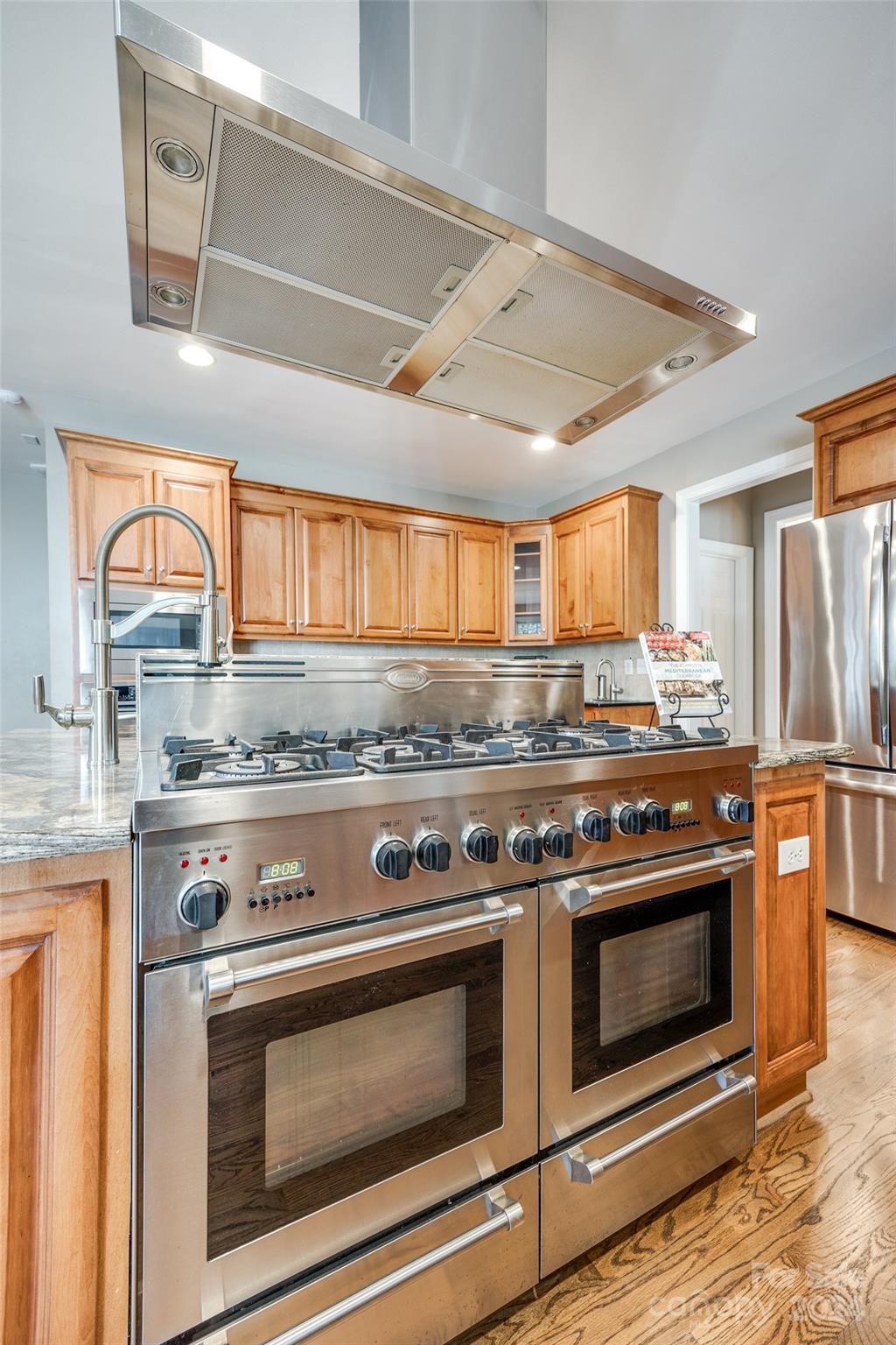 Lake Shore - Residential