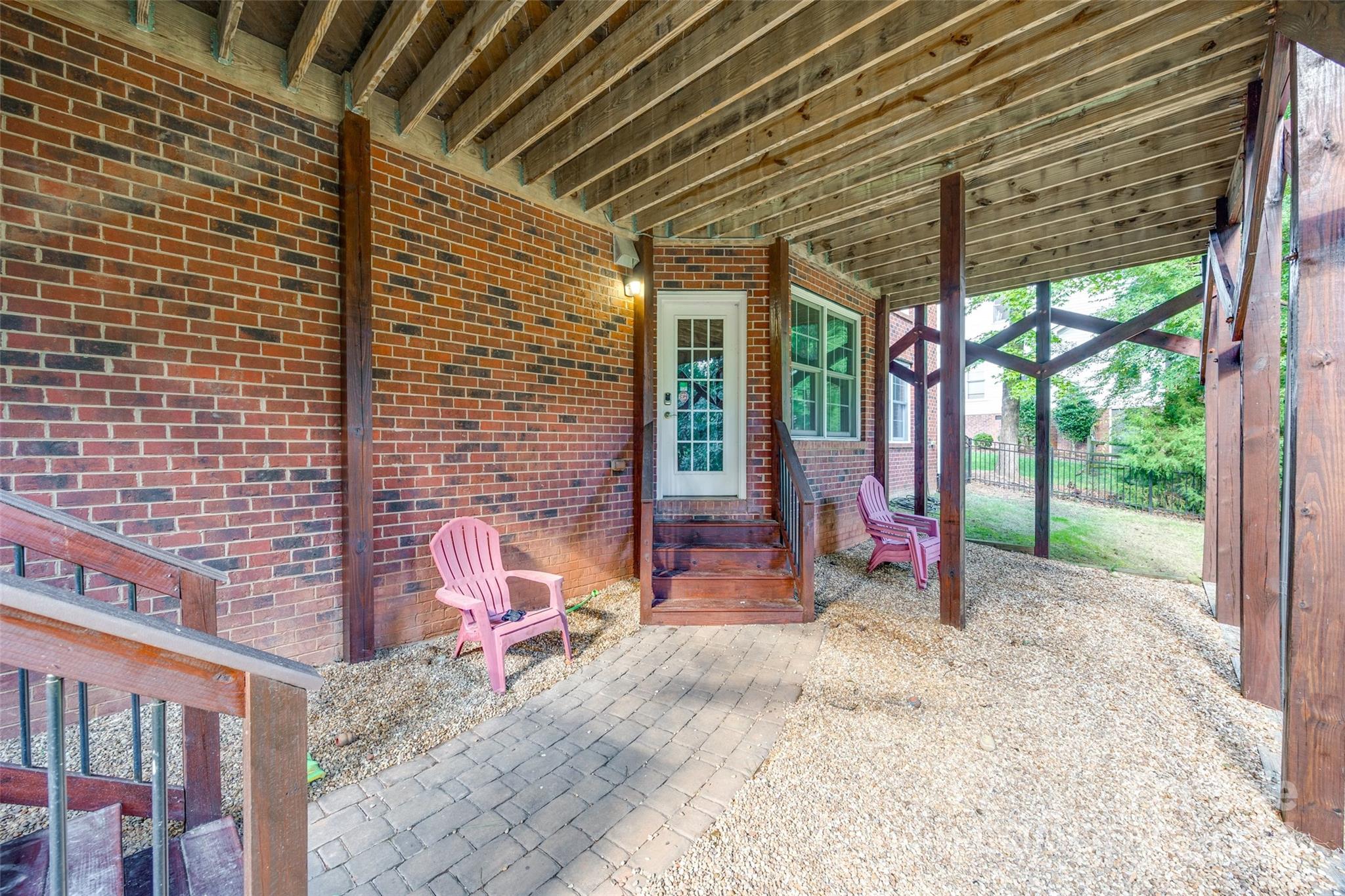 Lake Shore - Residential