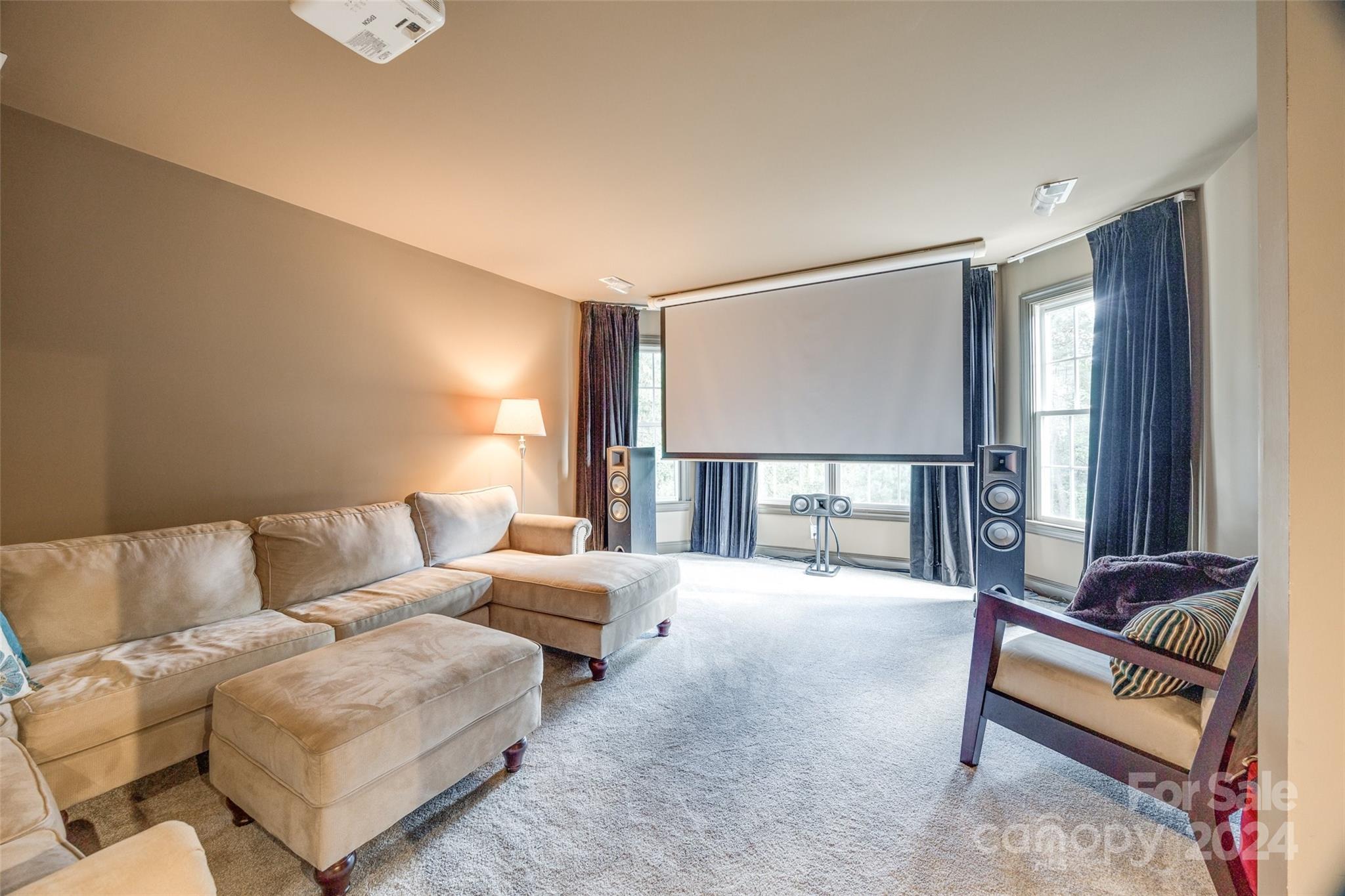 Lake Shore - Residential