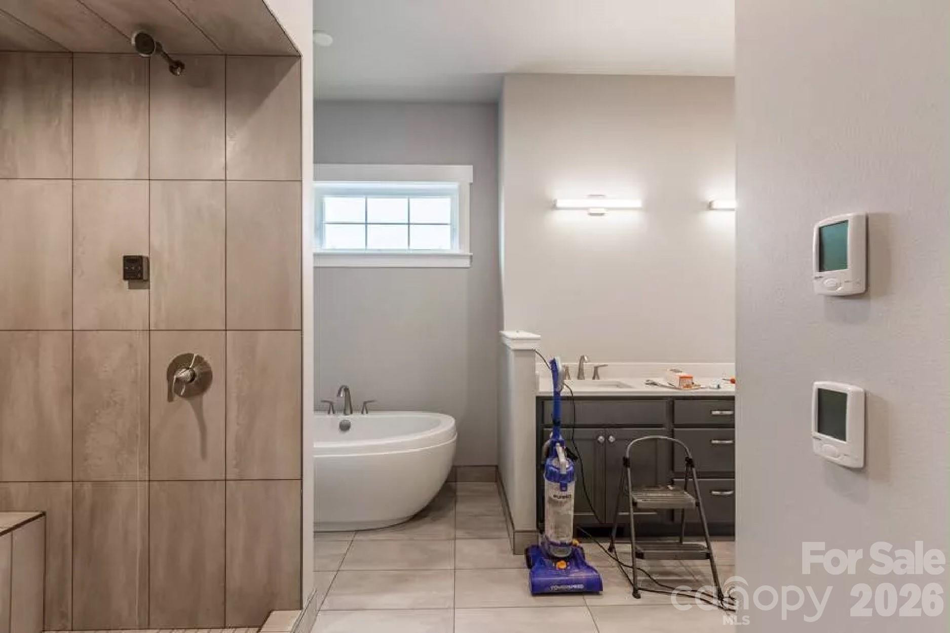 Waterfront Harbor - Residential