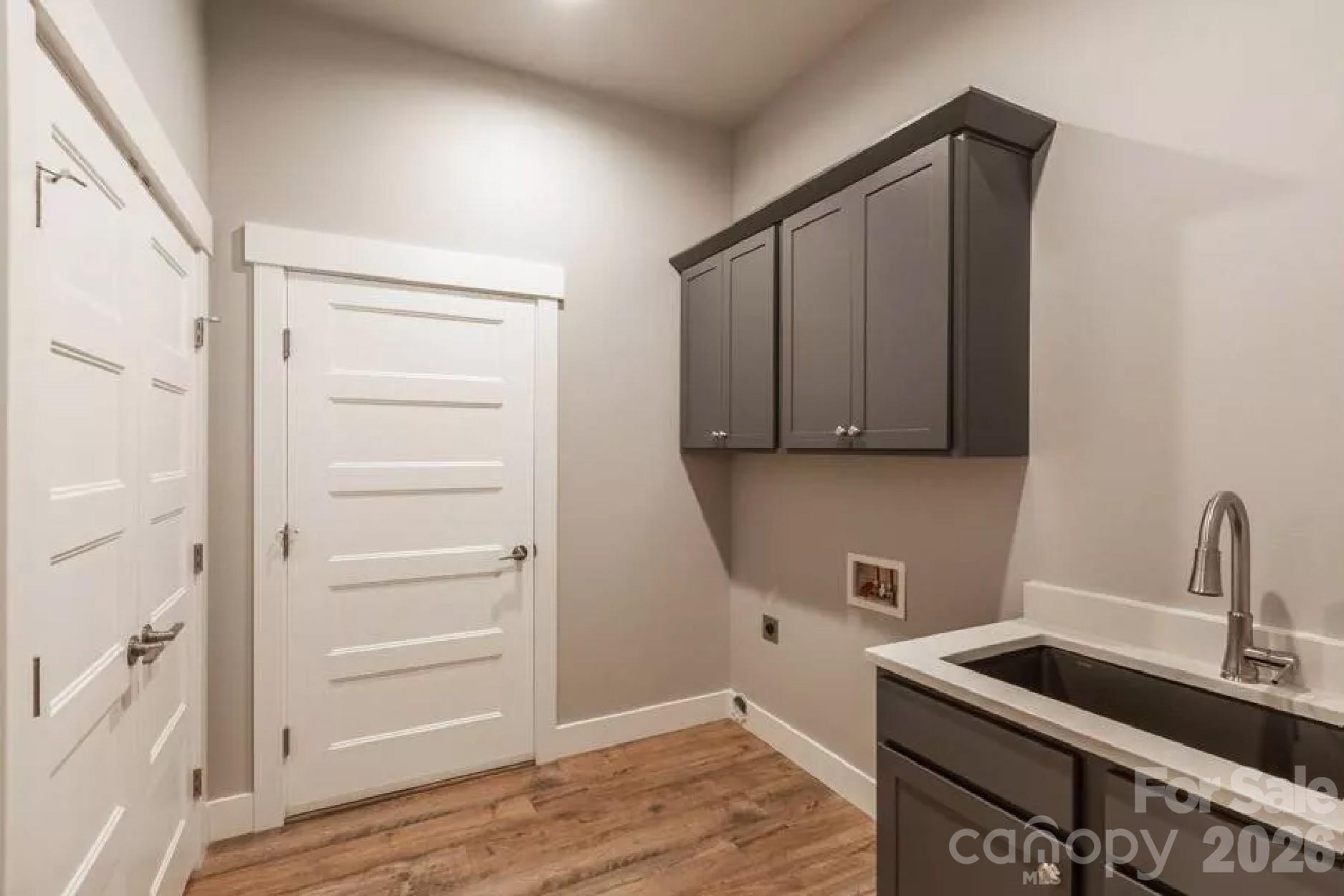 Waterfront Harbor - Residential