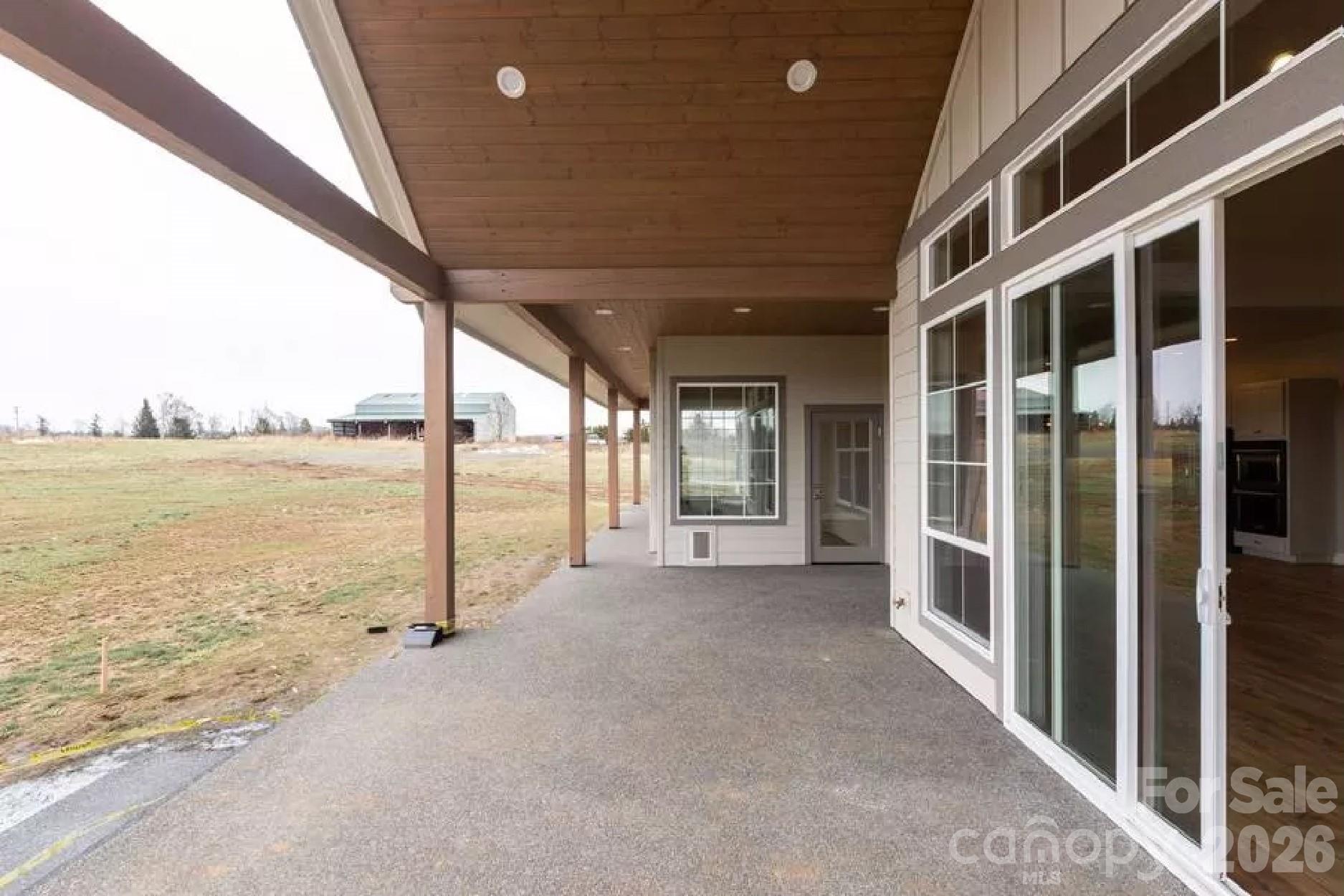 Waterfront Harbor - Residential