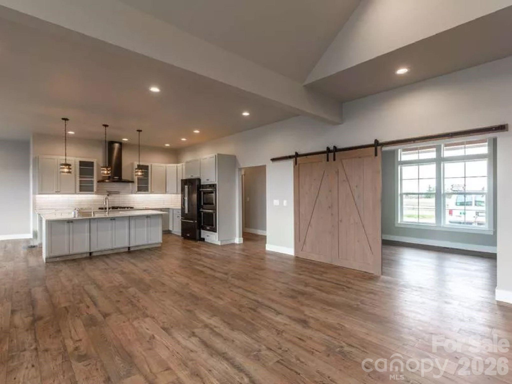 Waterfront Harbor - Residential