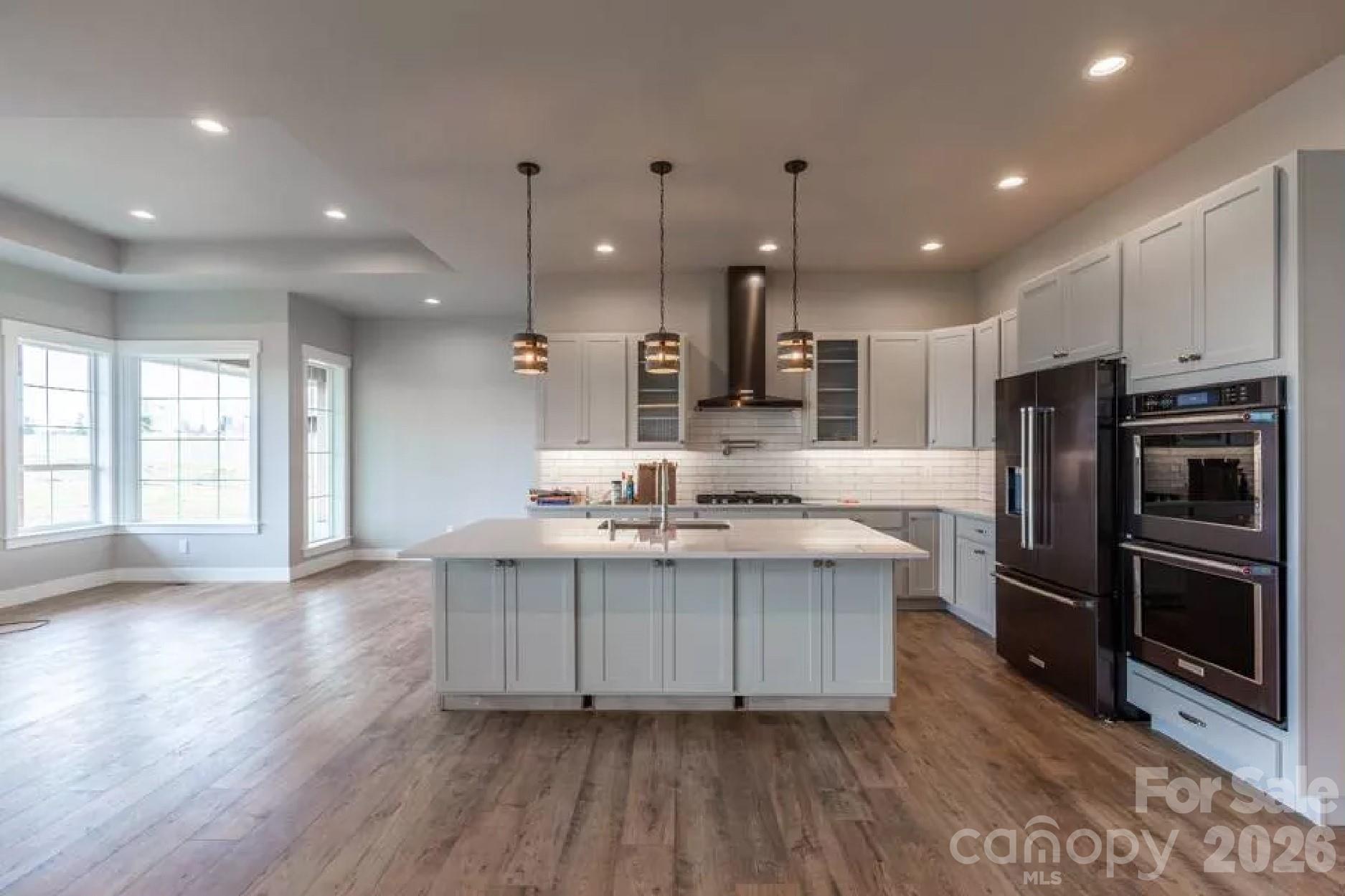 Waterfront Harbor - Residential