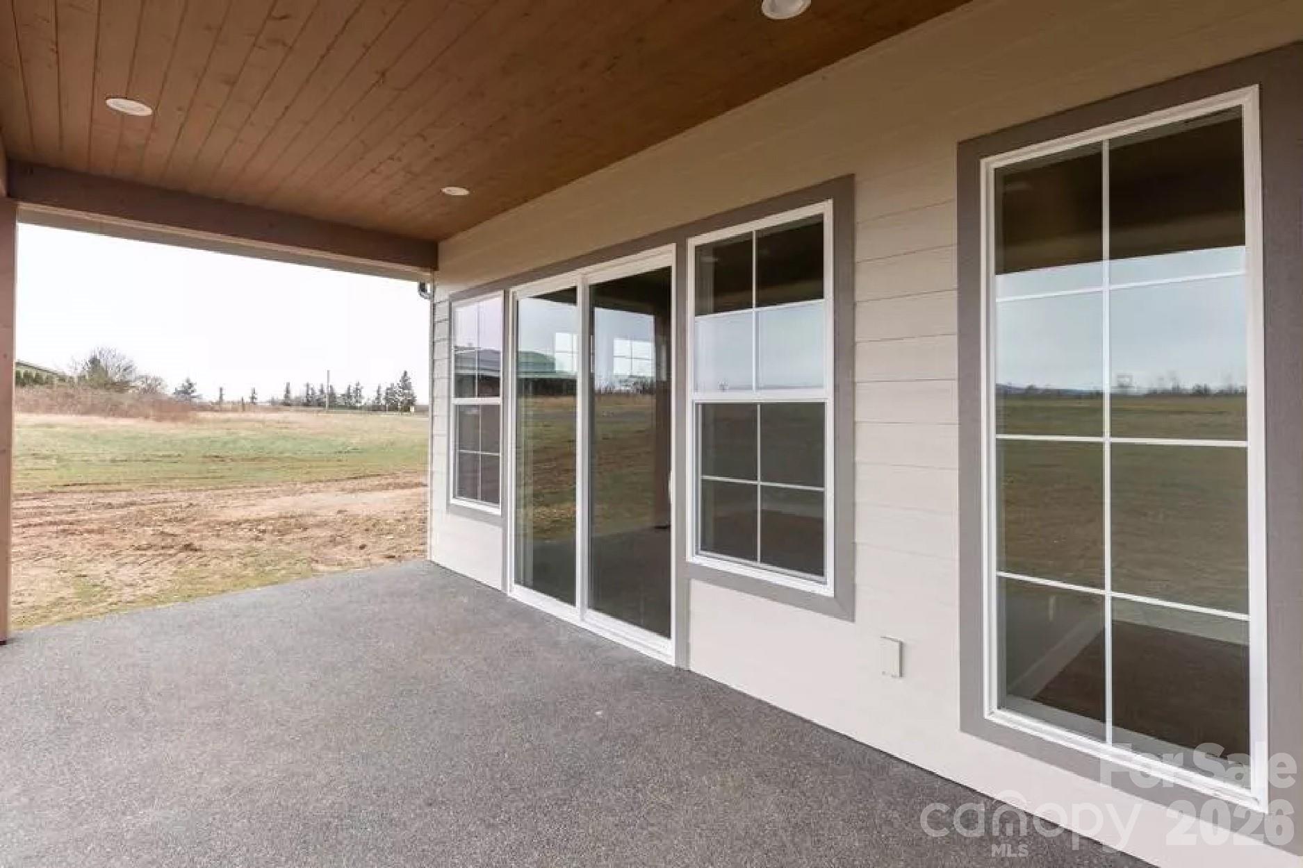 Waterfront Harbor - Residential