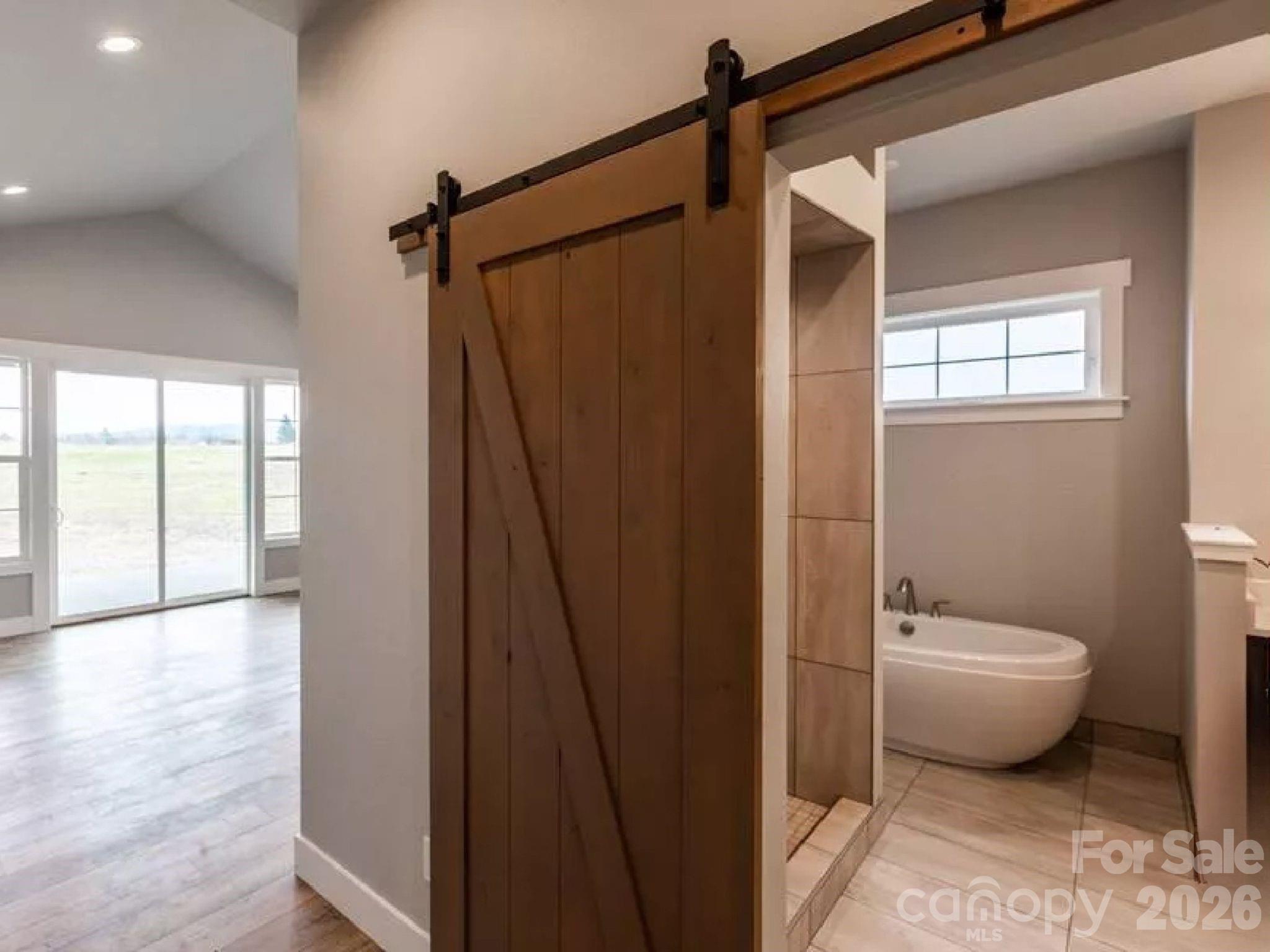 Waterfront Harbor - Residential