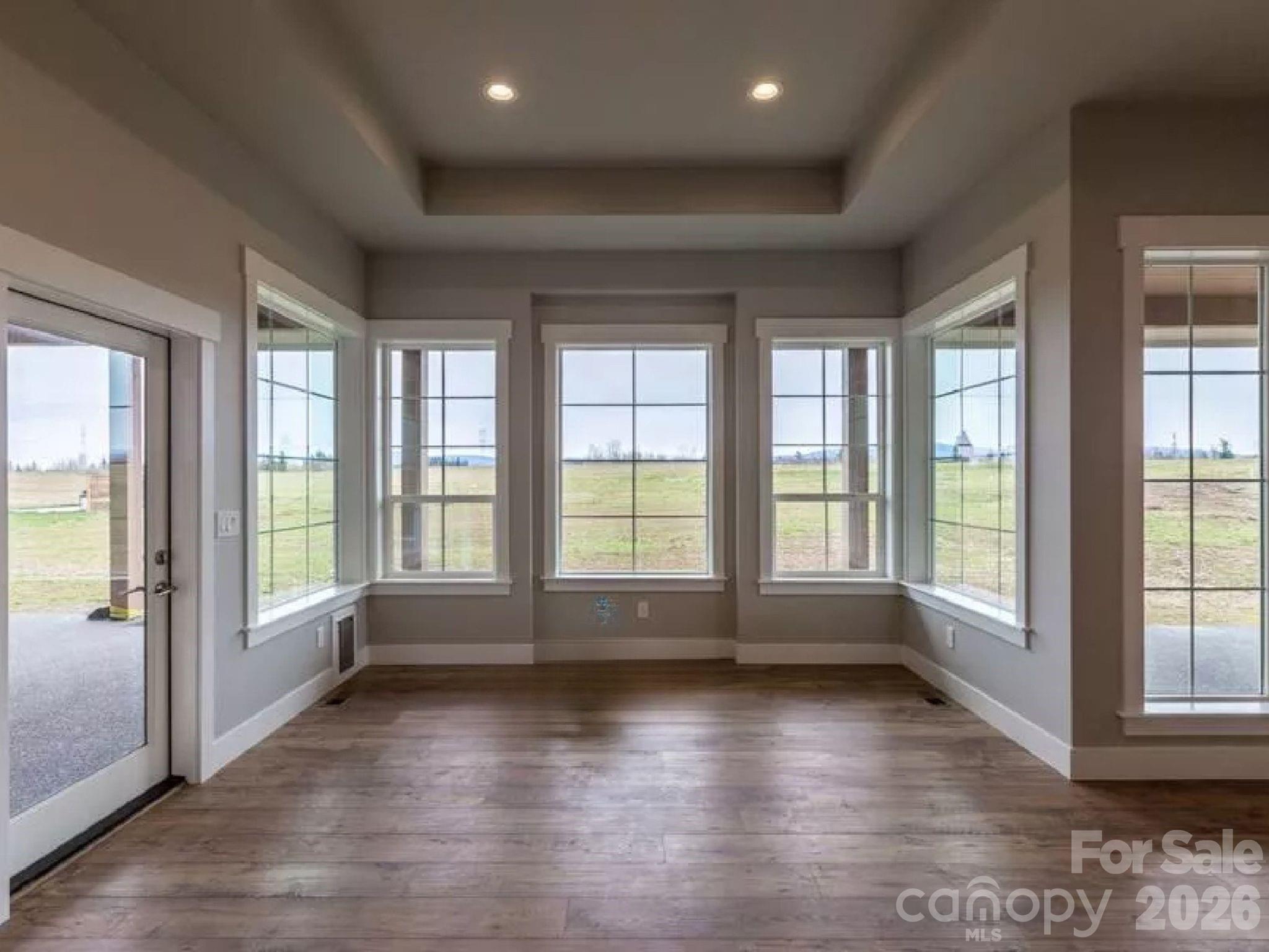 Waterfront Harbor - Residential