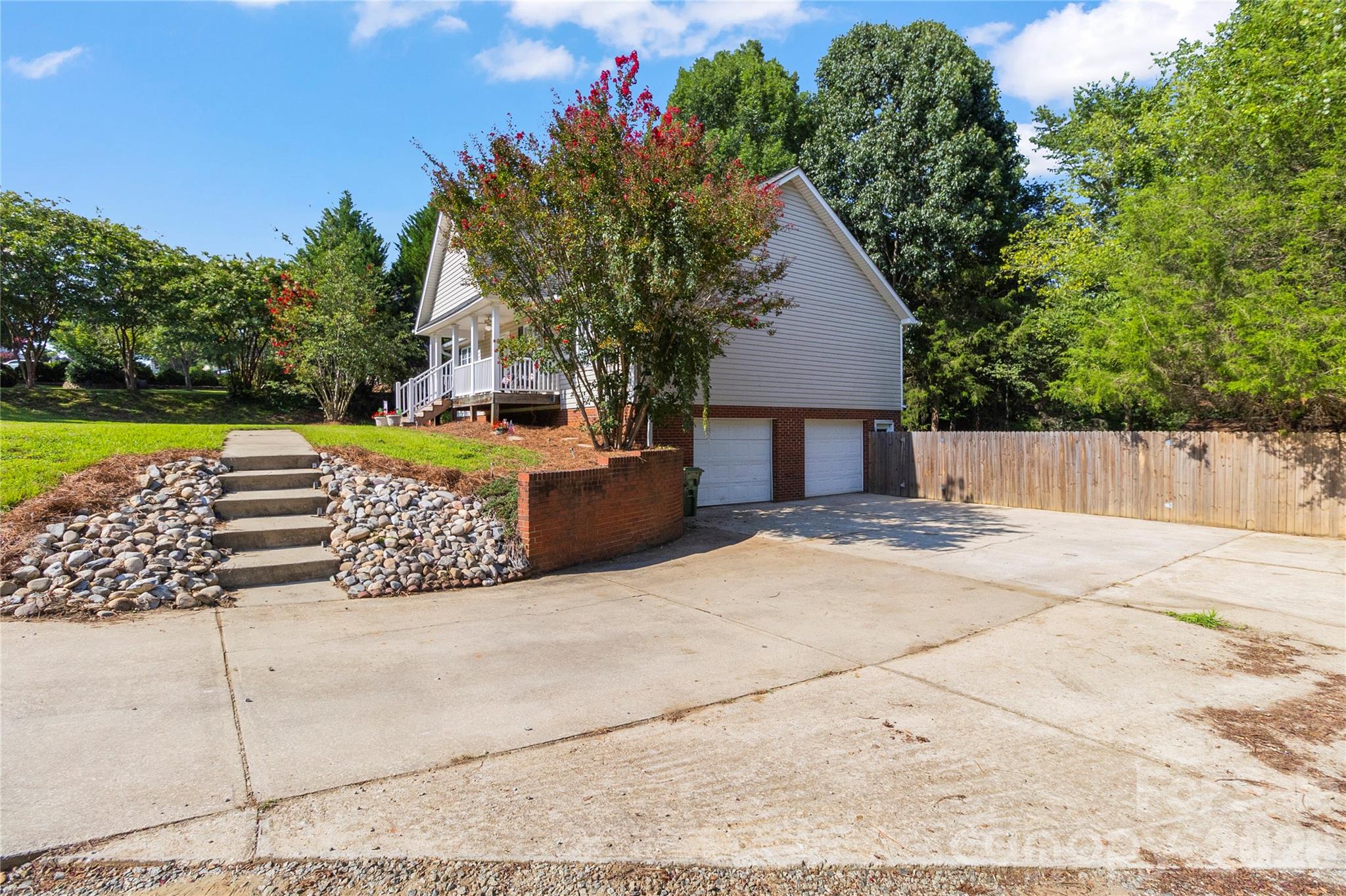 200 Autumn Woods Boulevard