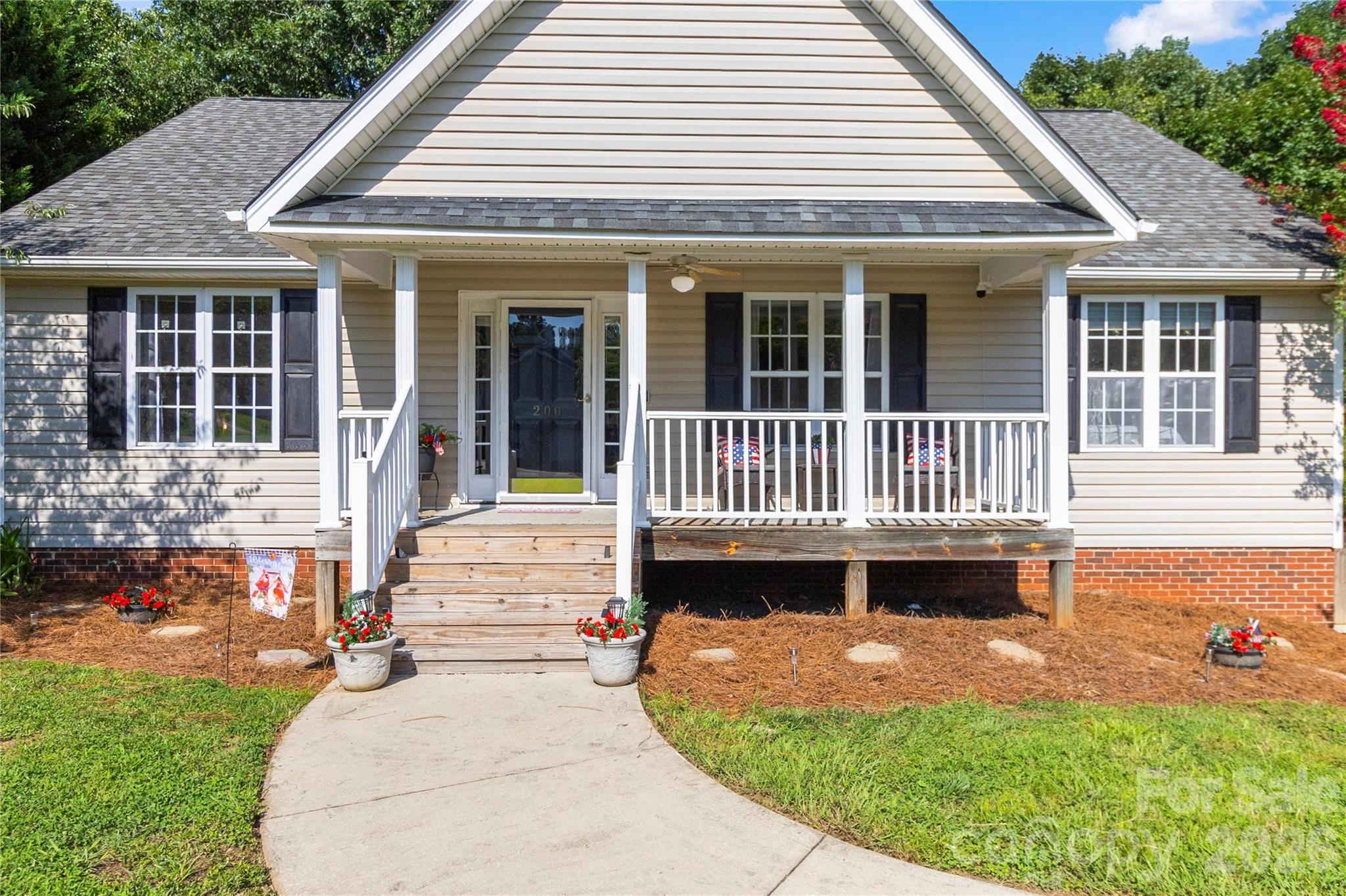 200 Autumn Woods Boulevard