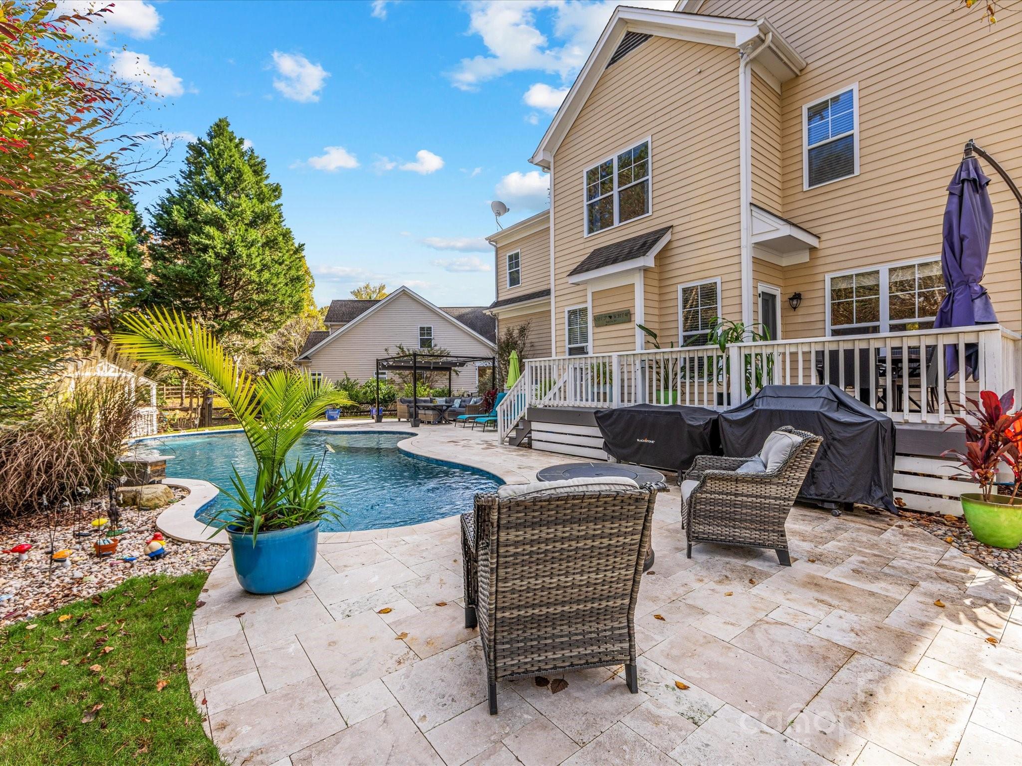 Hunters Run - Residential