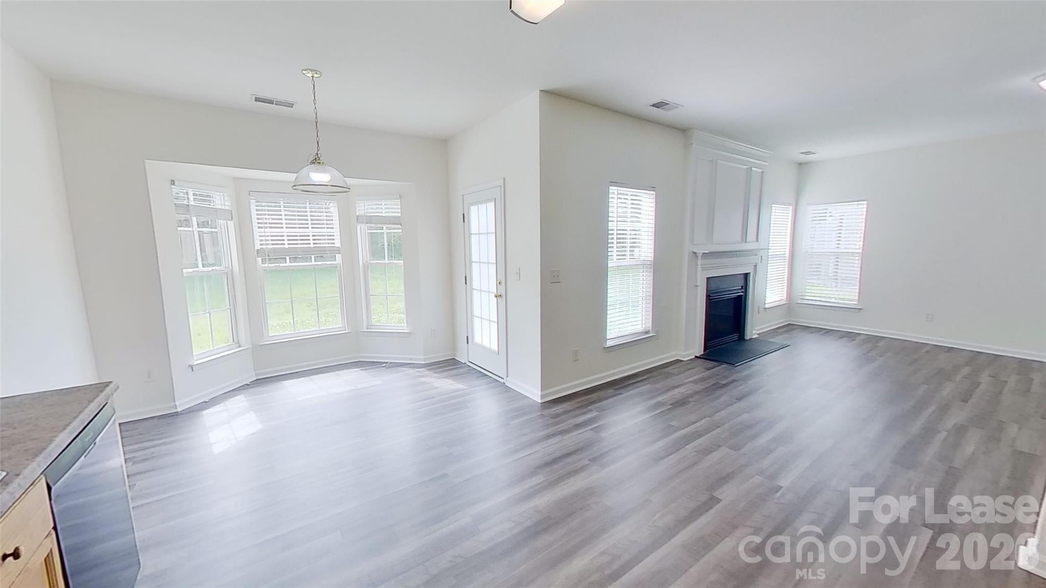 2014 Rosewater Lane