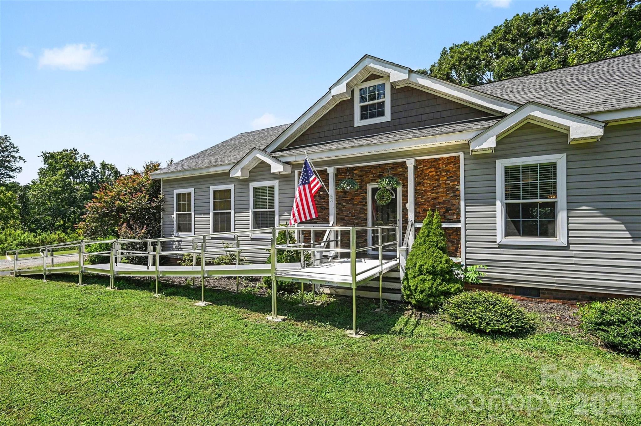 140 Broome Farm Lane