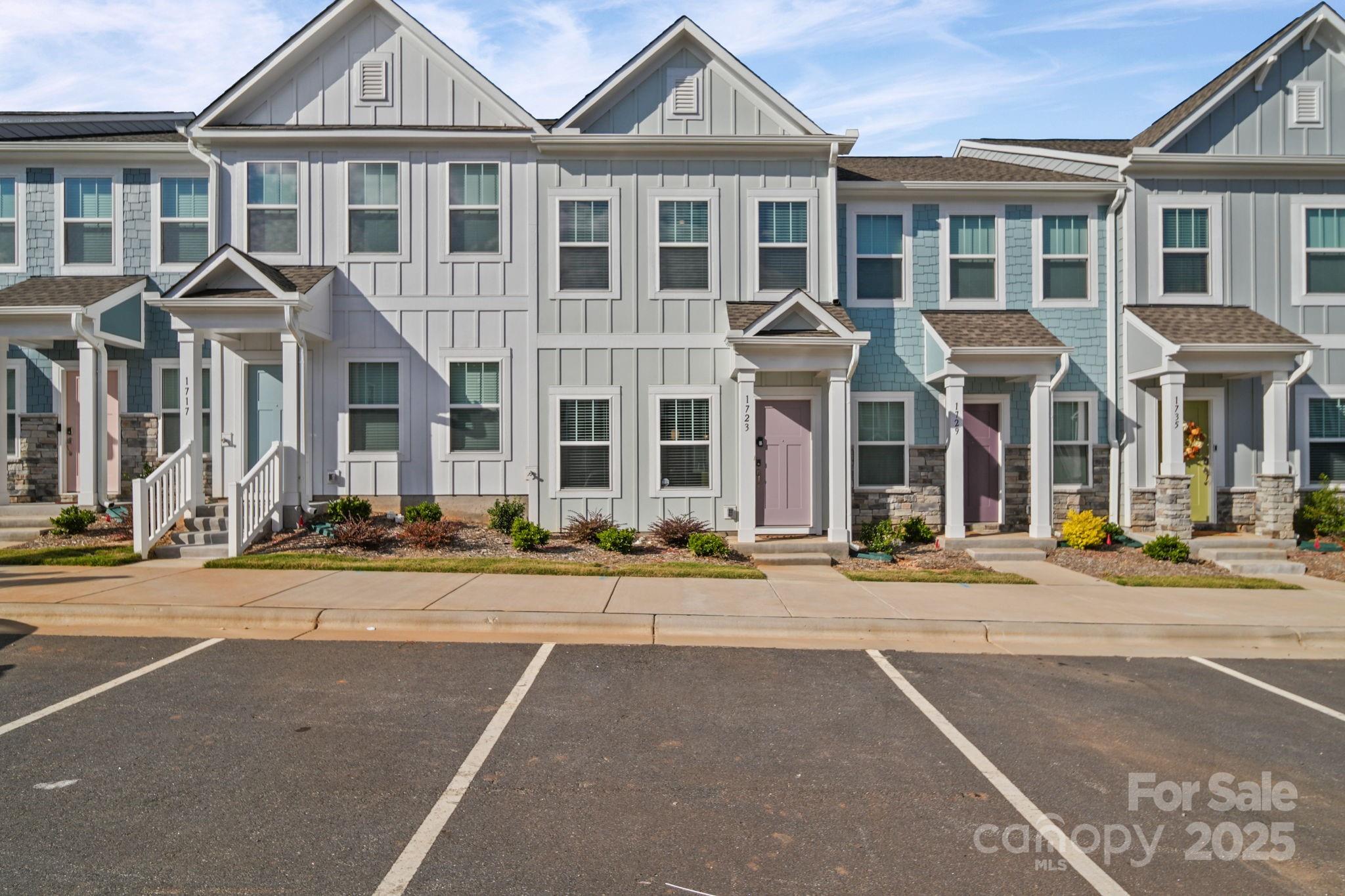 1723 Granby Heights Road