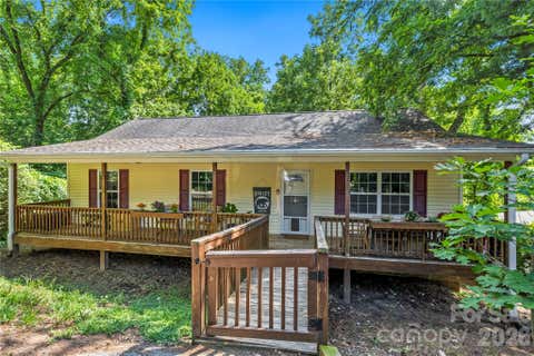 Photo of 11 W Raleigh Road, Asheville, NC 28803 (MLS # 4398228)