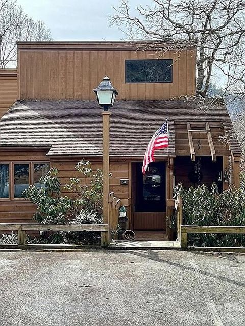 109 Emerald Ridge Road Sapphire NC 28774