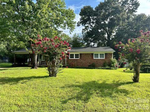 Photo of 3502 Merry Oaks Lane, Dallas, NC 28034 (MLS # 4412355)