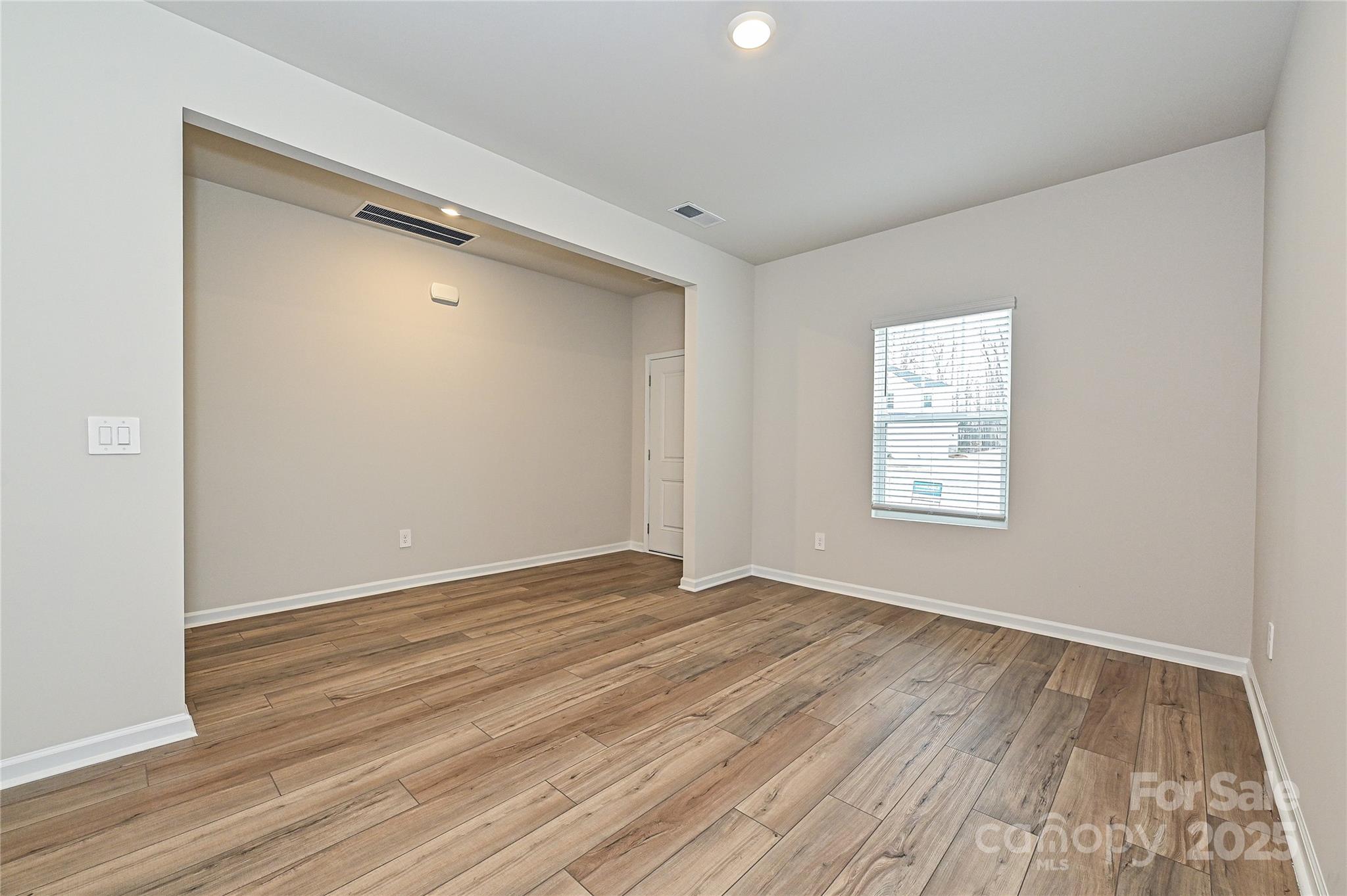 2127 Rolling Hills Court