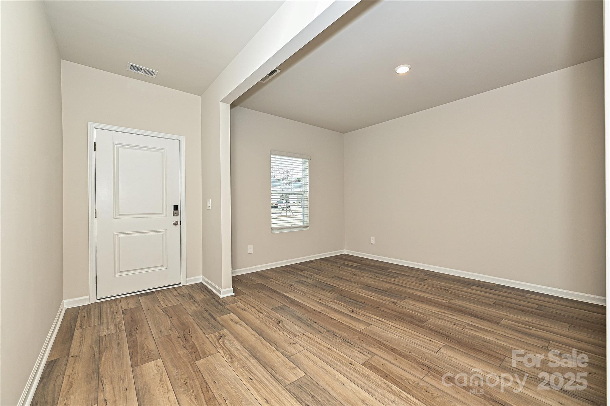 2127 Rolling Hills Court