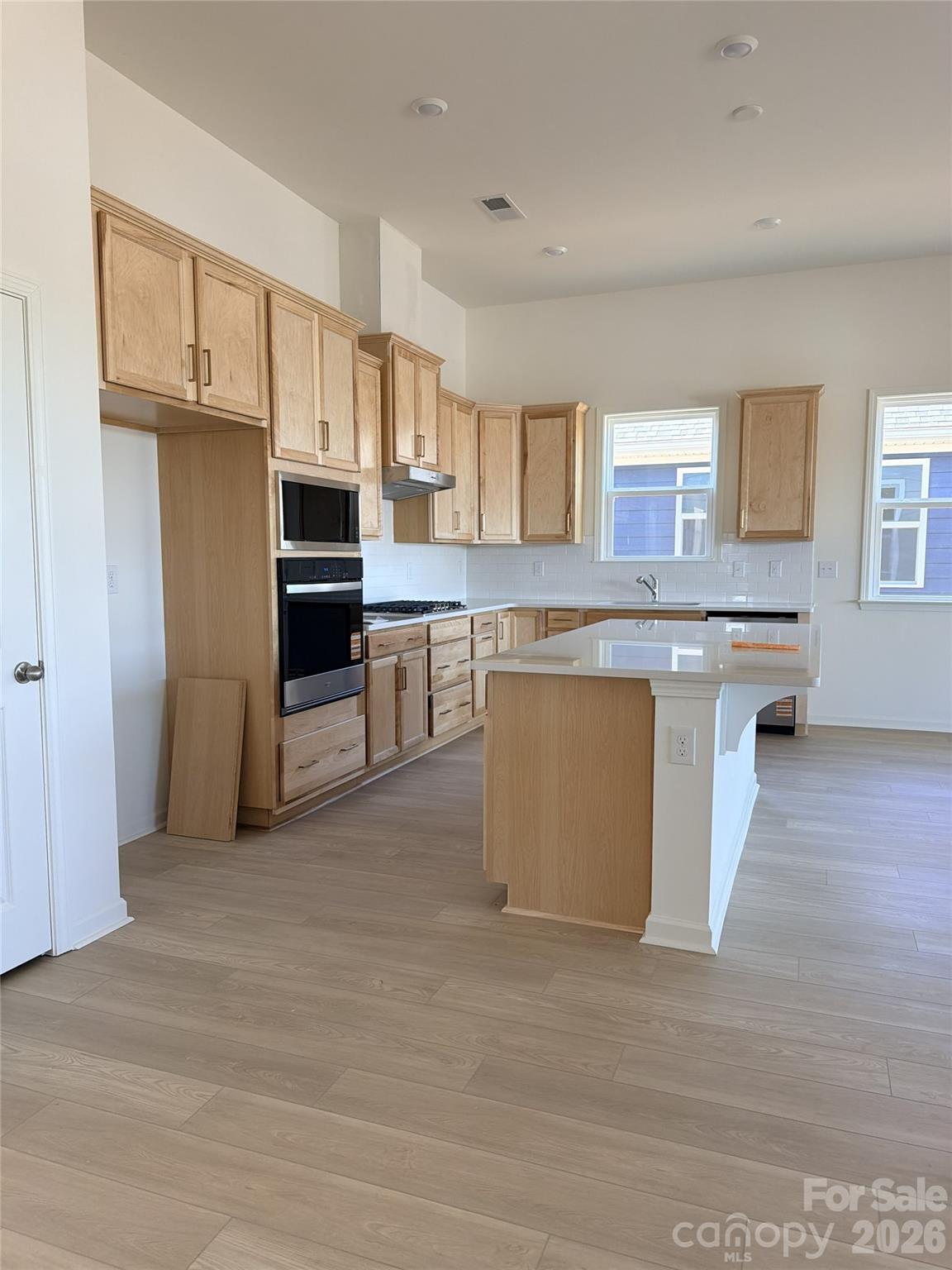 Bella Vista - Residential