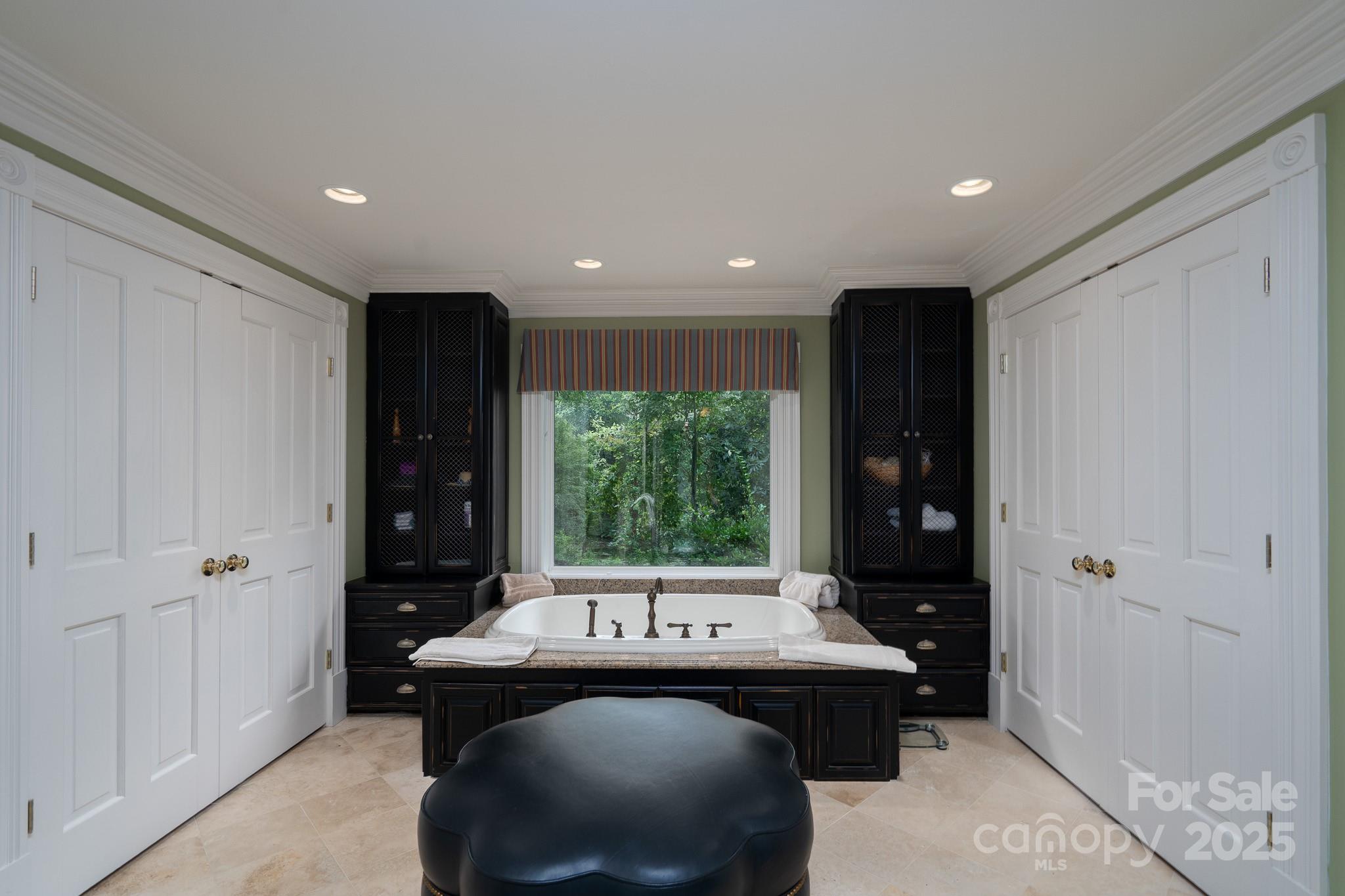 Uwharrie Point - Residential