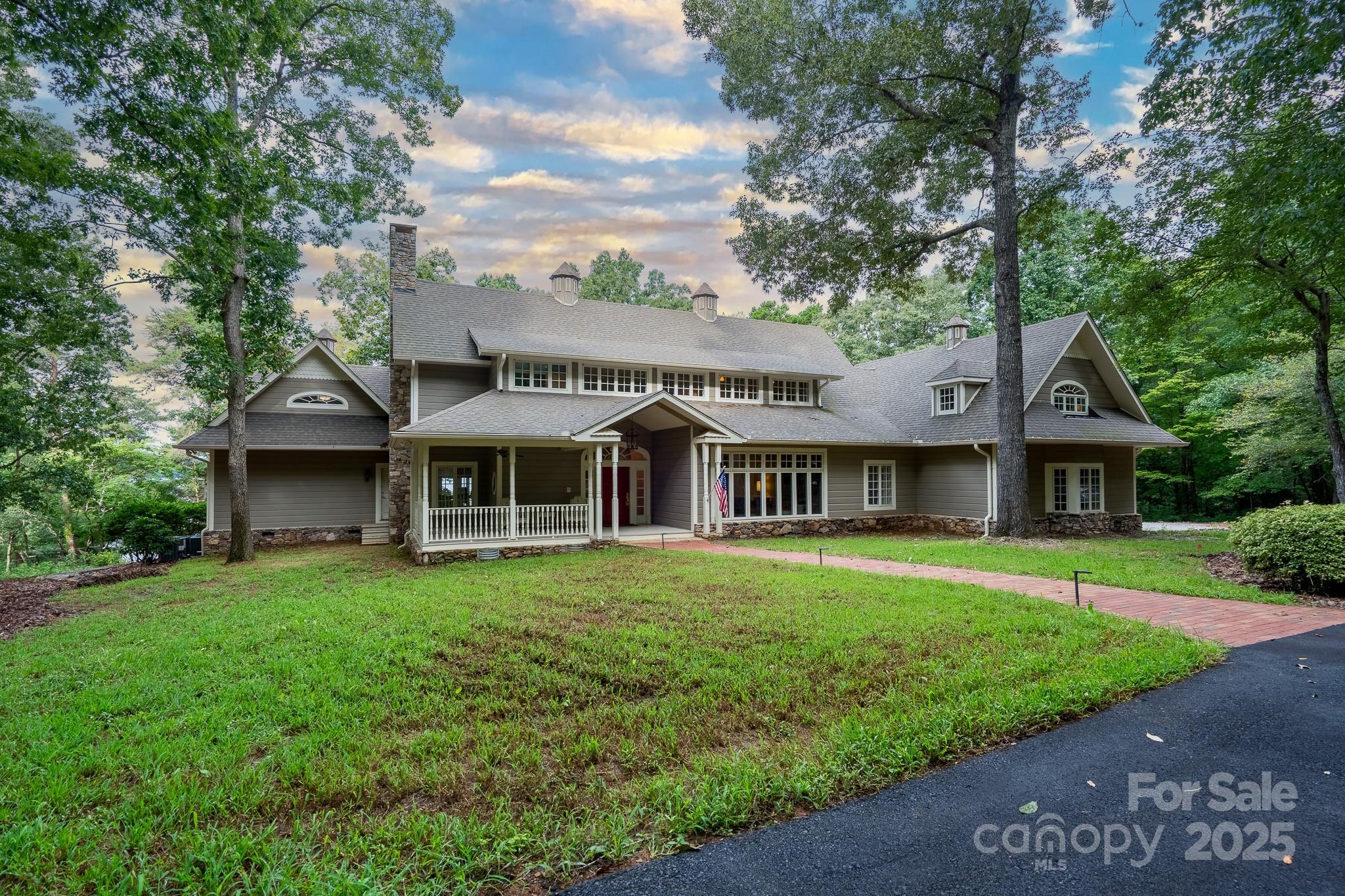 139 Deerfield Lane