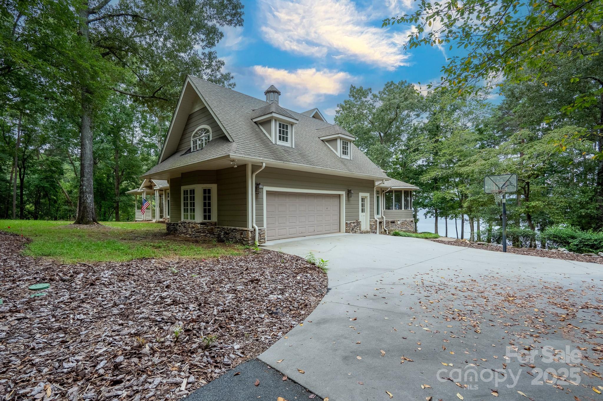 Uwharrie Point - Residential