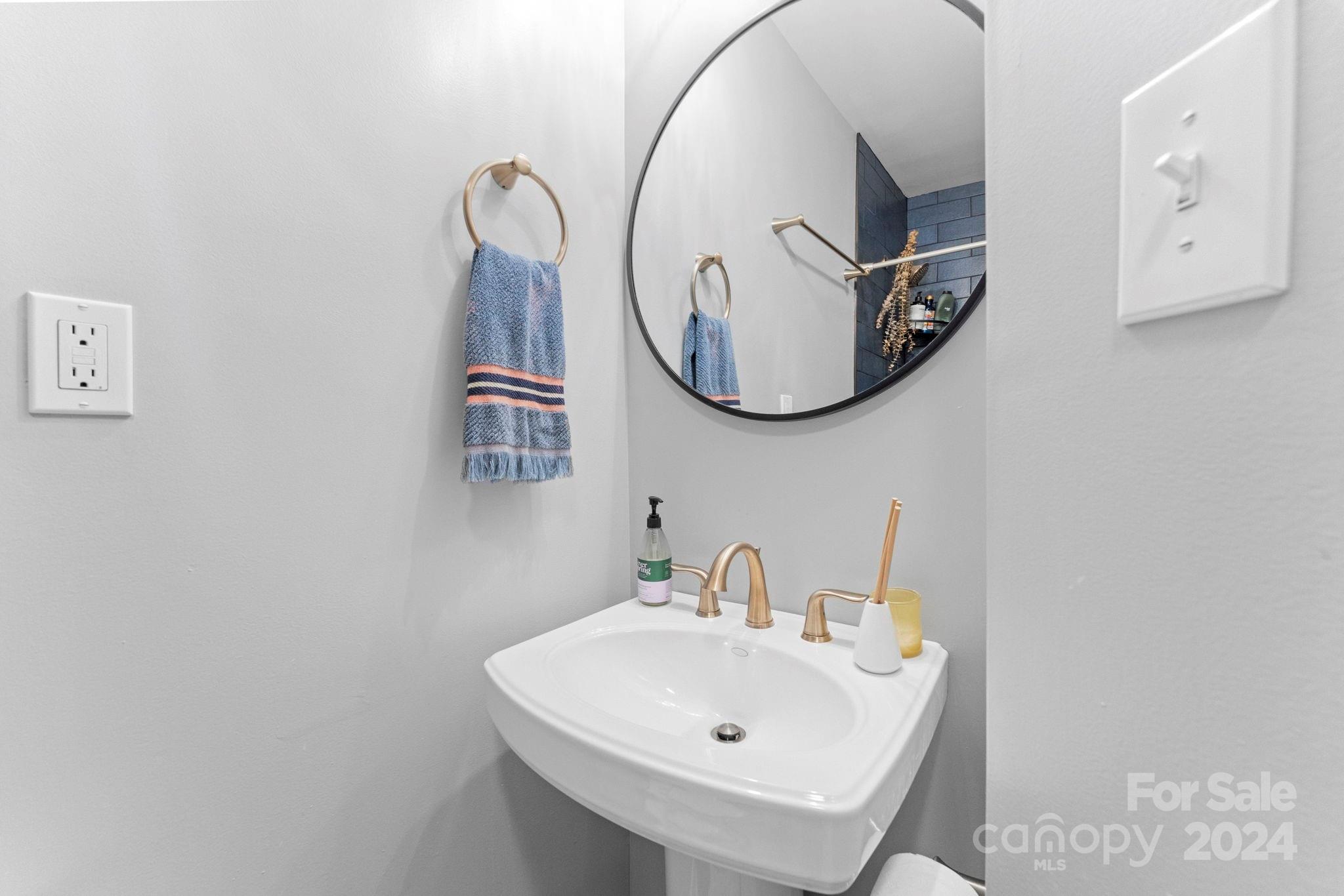 Merry Oaks - Residential