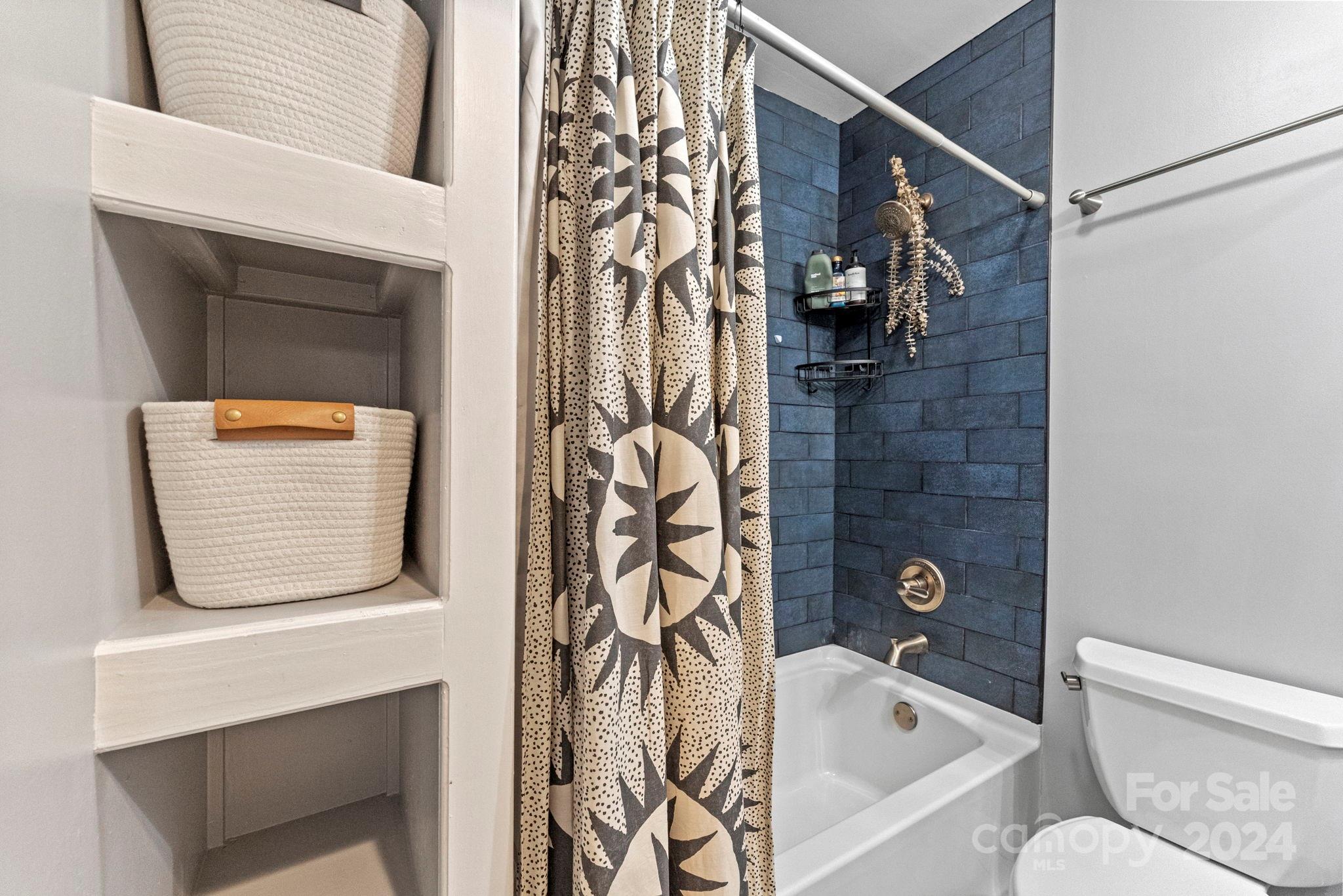 Merry Oaks - Residential