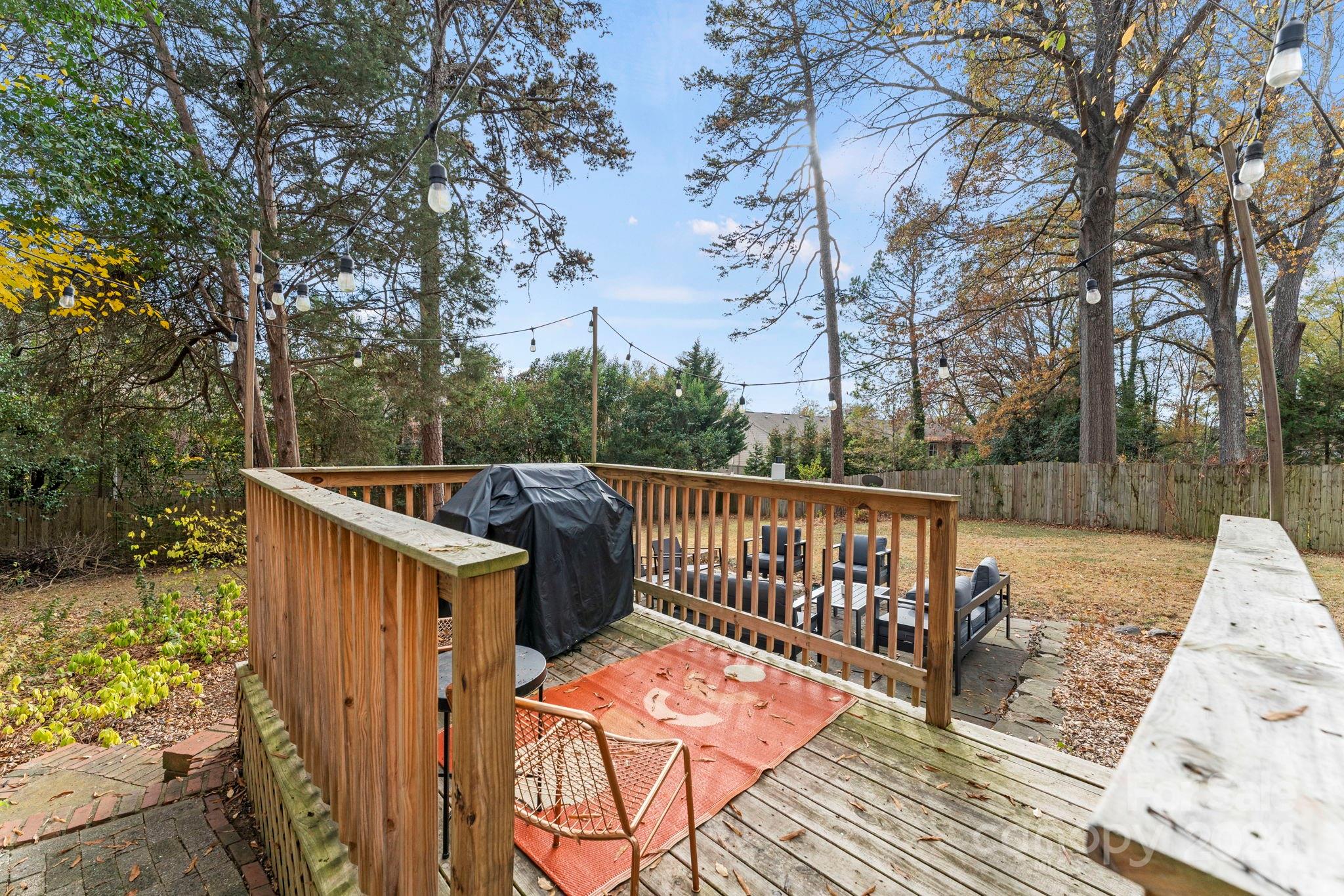 Merry Oaks - Residential