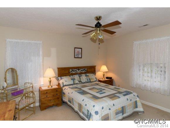 Haywood Manor - Residential