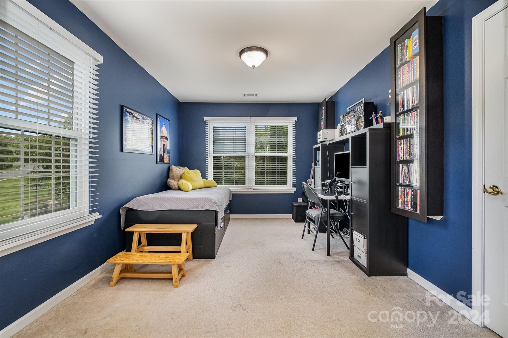 Old Stone Crossing - Residential