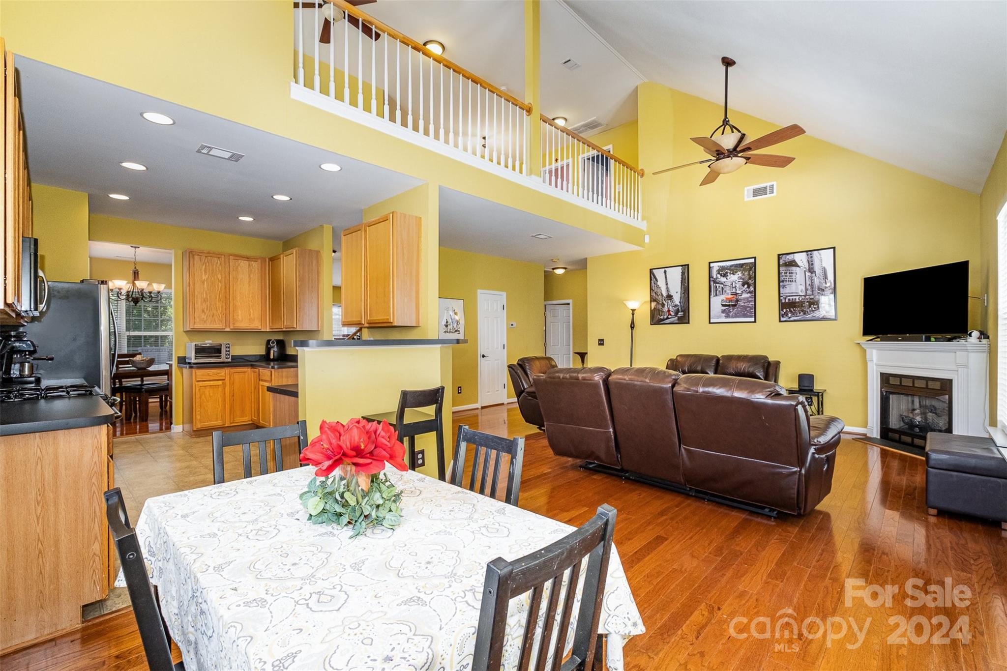 Old Stone Crossing - Residential